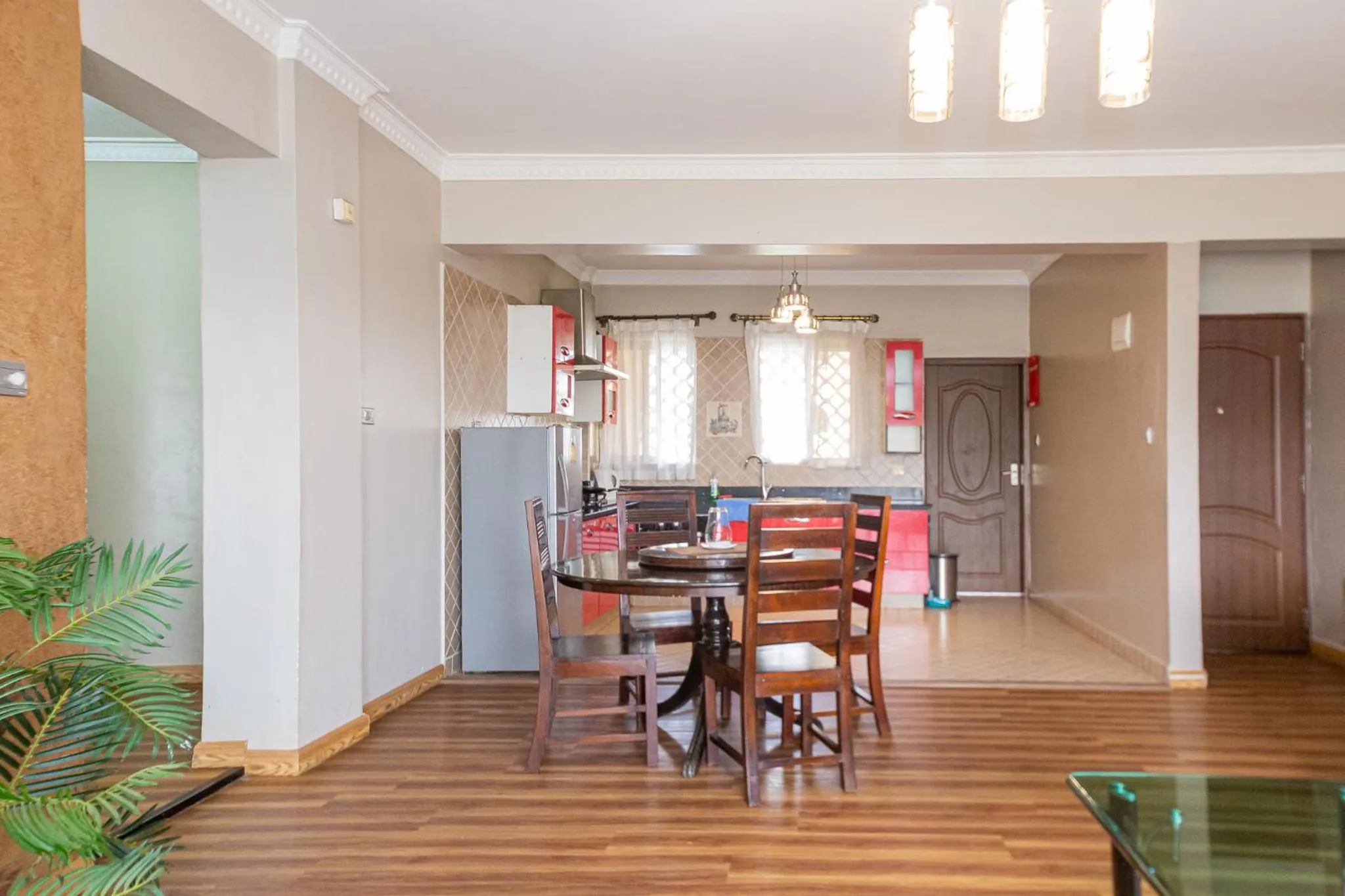 Kitchen or kitchenette in Eldon Apartments & Suites