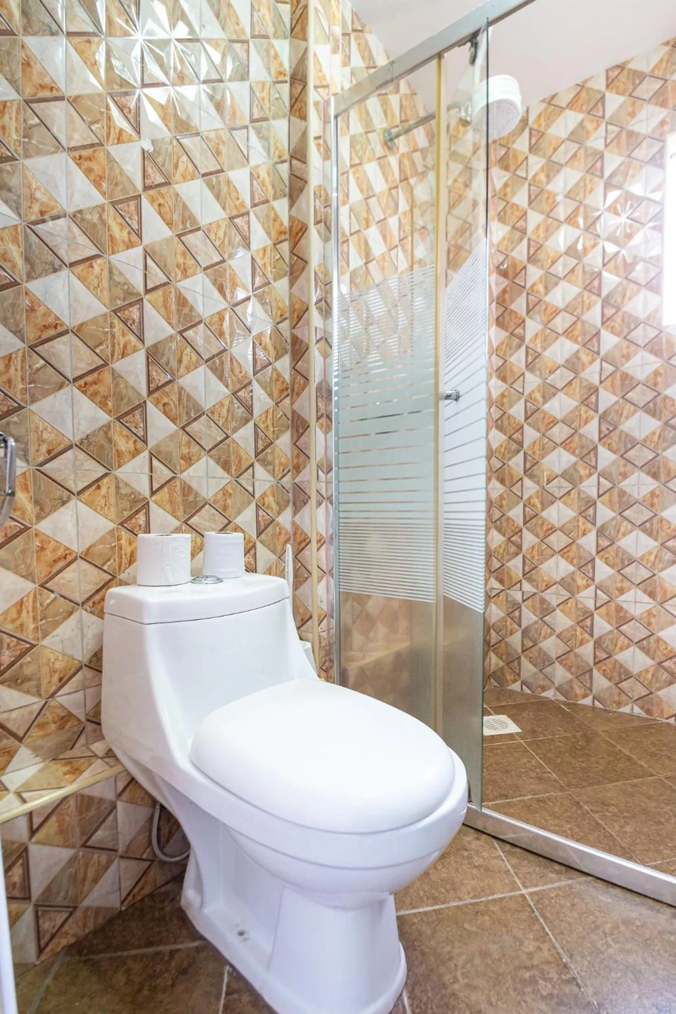 Shower in Eldon Apartments & Suites