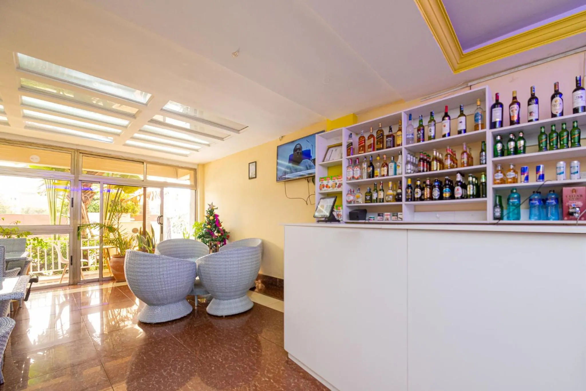Lounge or bar in Eldon Apartments & Suites