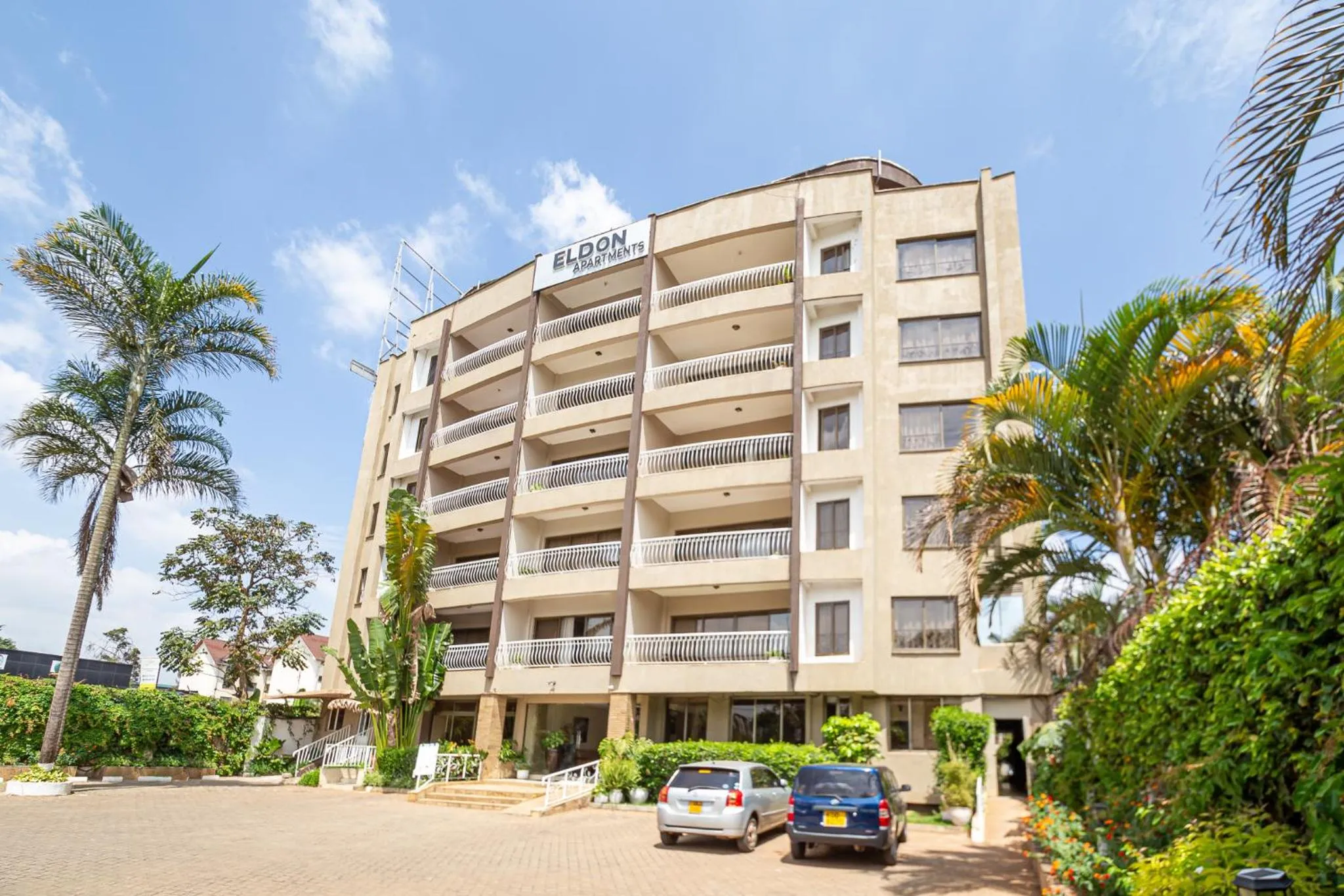 Property building in Eldon Apartments & Suites