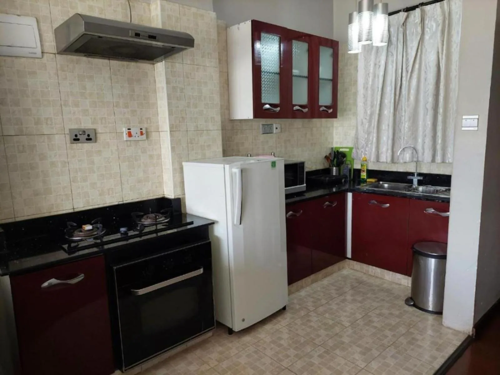 Kitchen or kitchenette in Eldon Apartments & Suites
