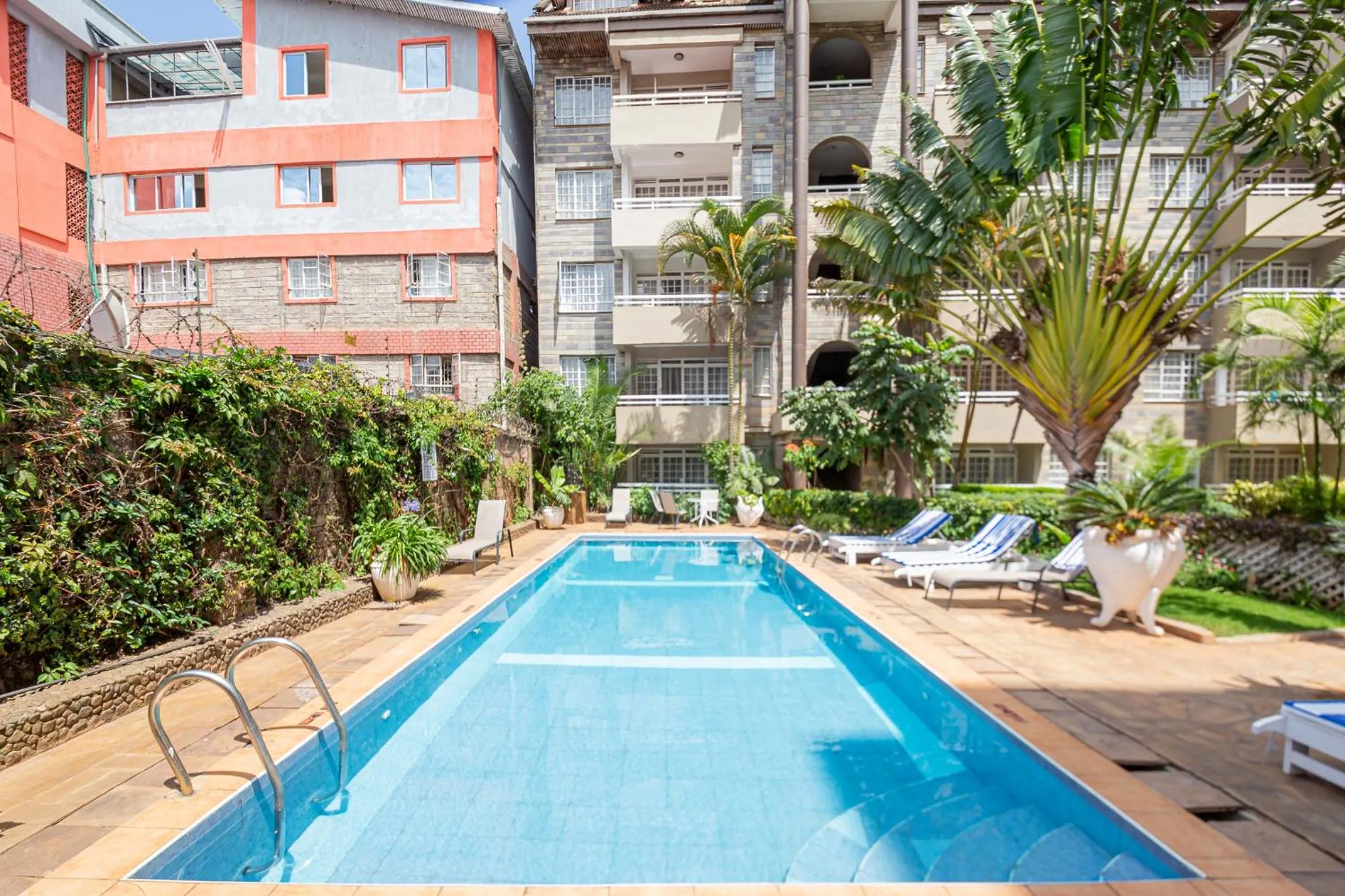 Property building in Eldon Apartments & Suites