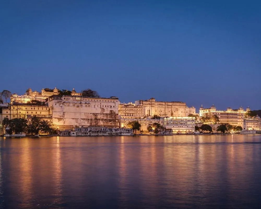 Lake view in Hotel Aaradhya