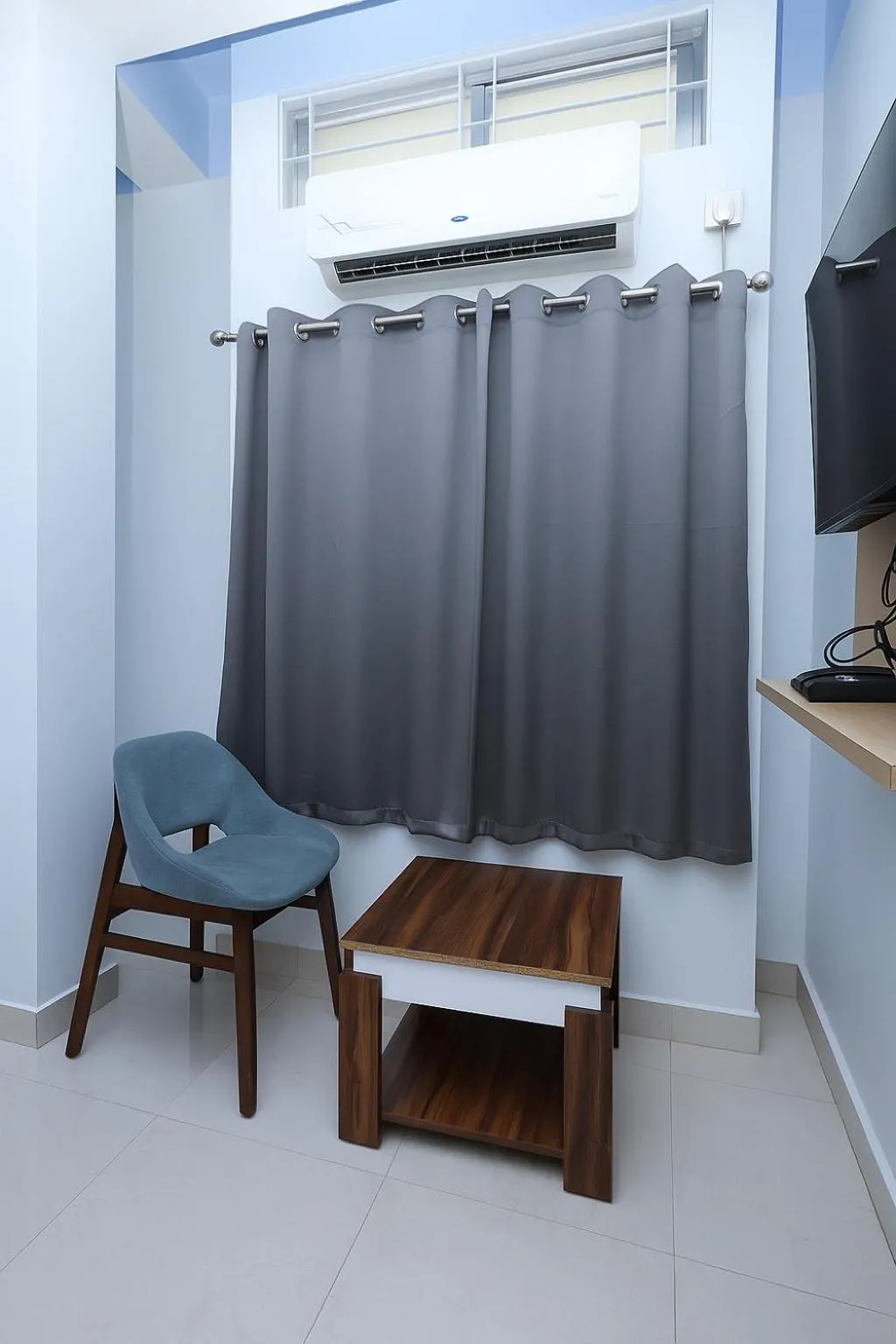 King Room with Lake View in Urban Suites Silpukhuri