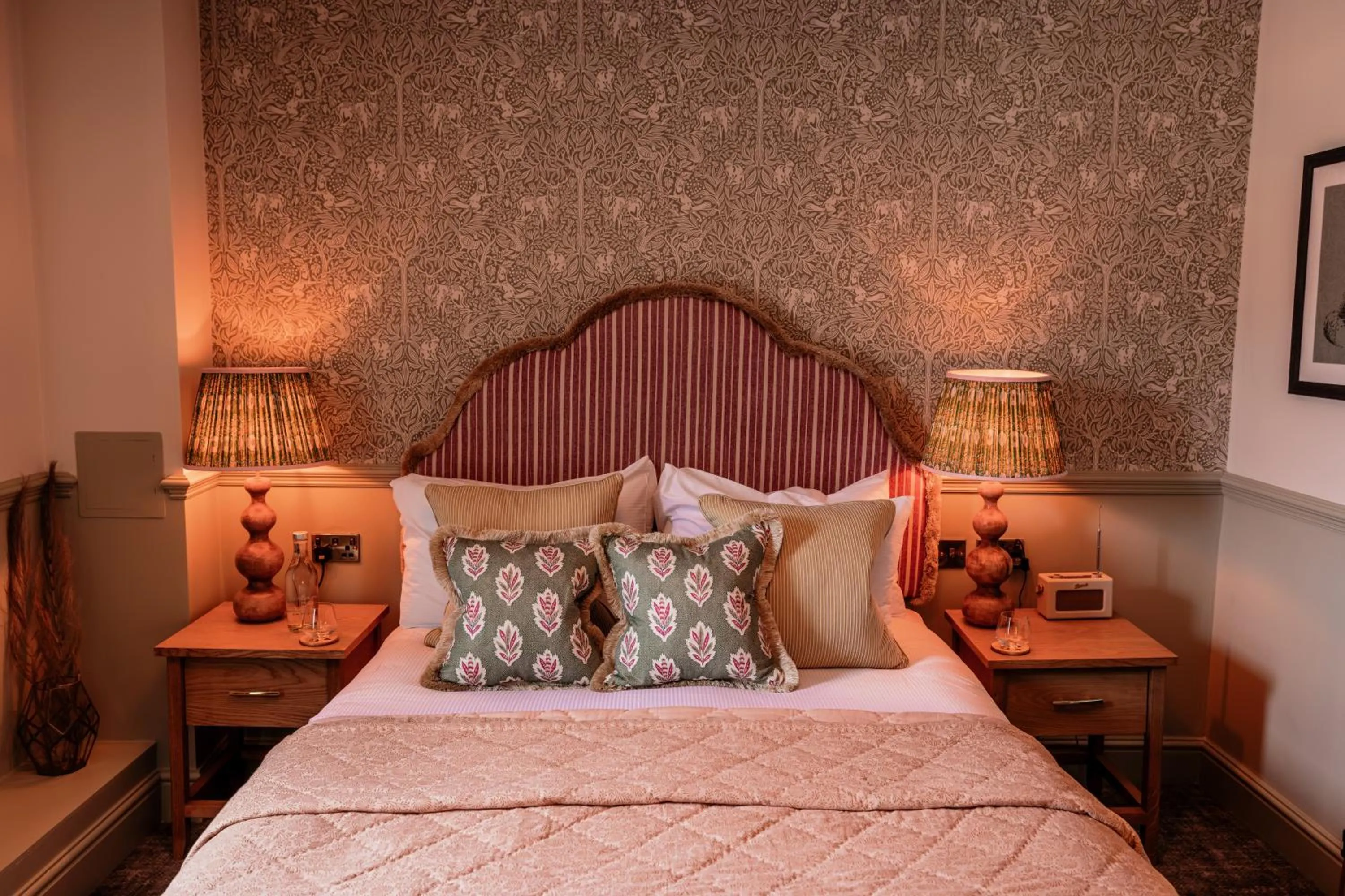 Bed in The Ashford Arms