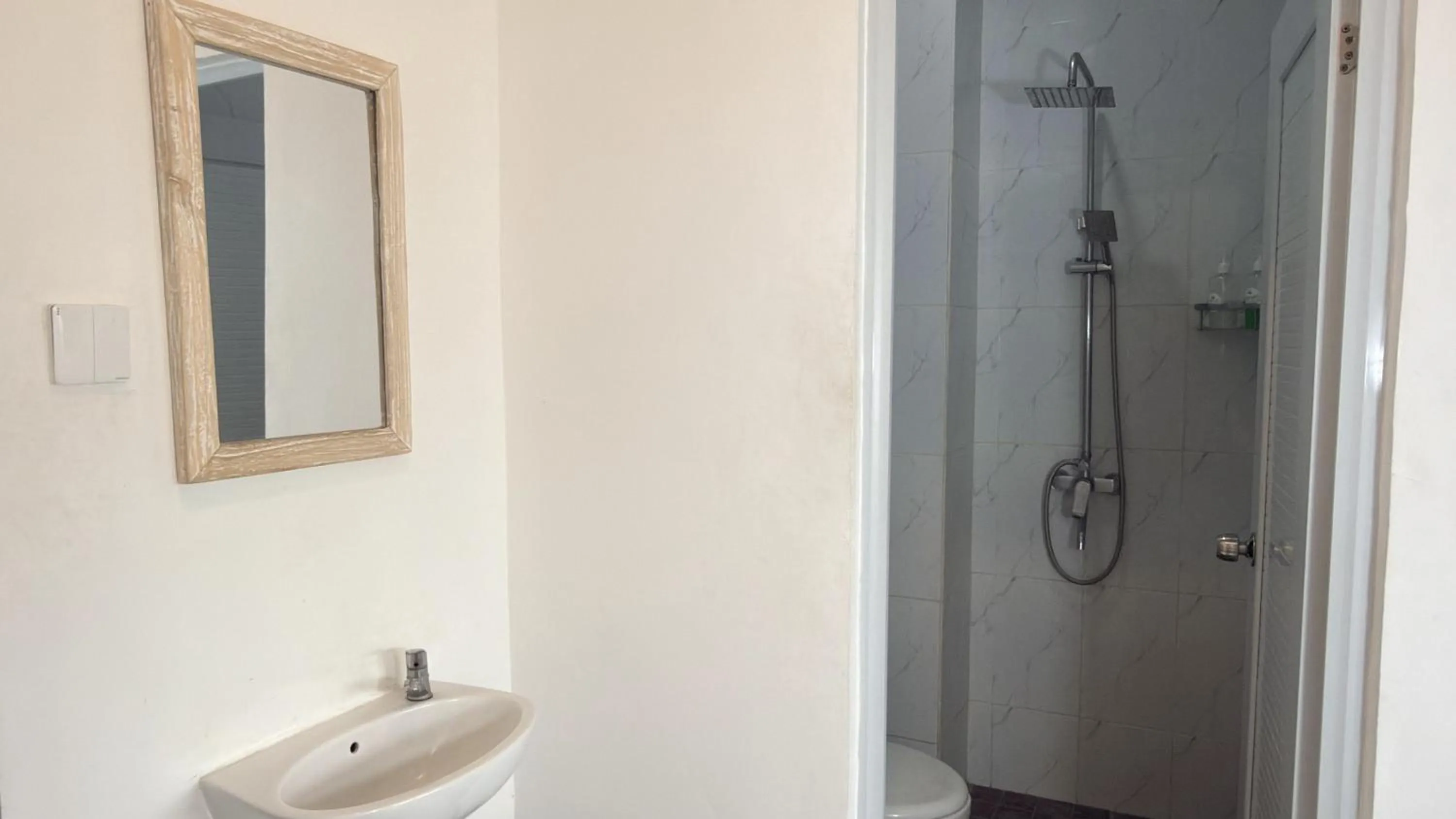 Summer of Surf Hostel Ungasan Uluwatu