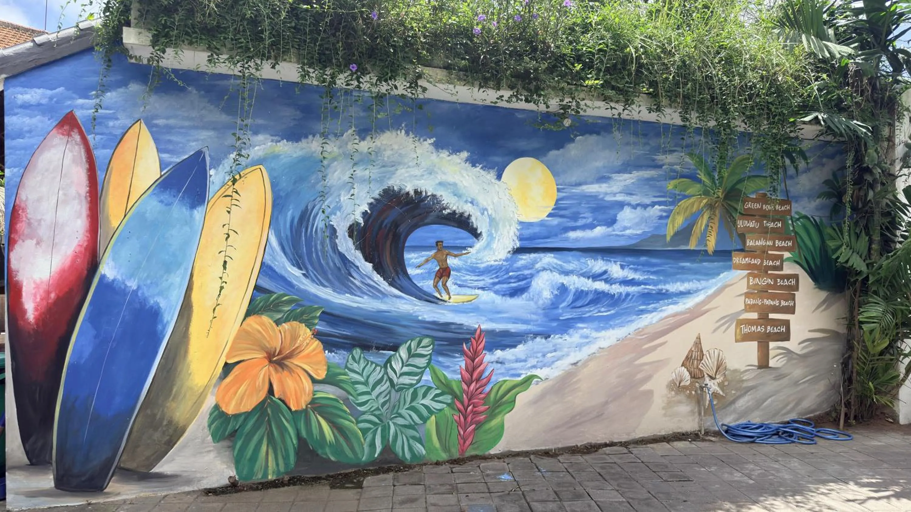 Summer of Surf Hostel Ungasan Uluwatu