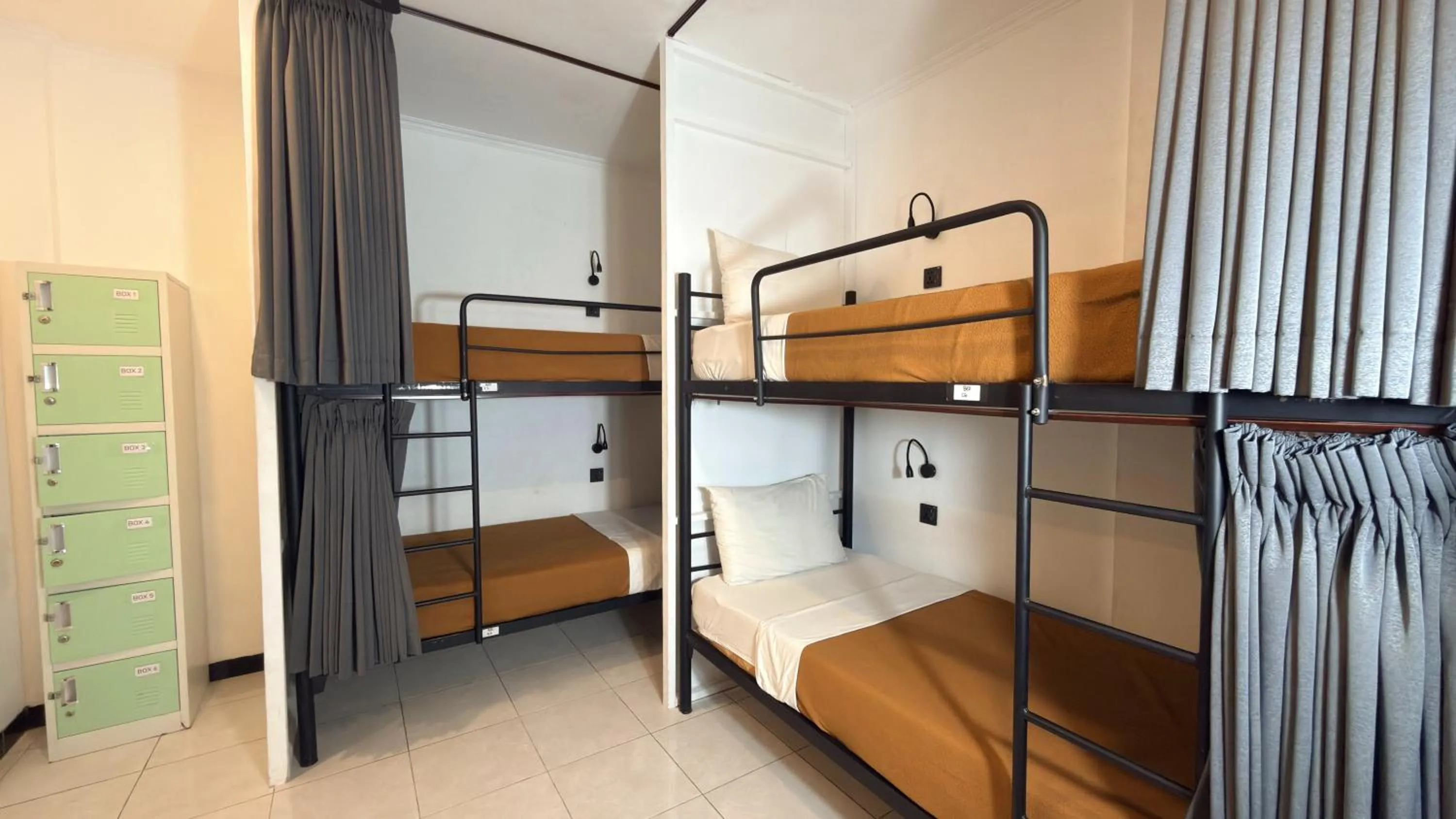 Bed in Summer of Surf Hostel Ungasan Uluwatu