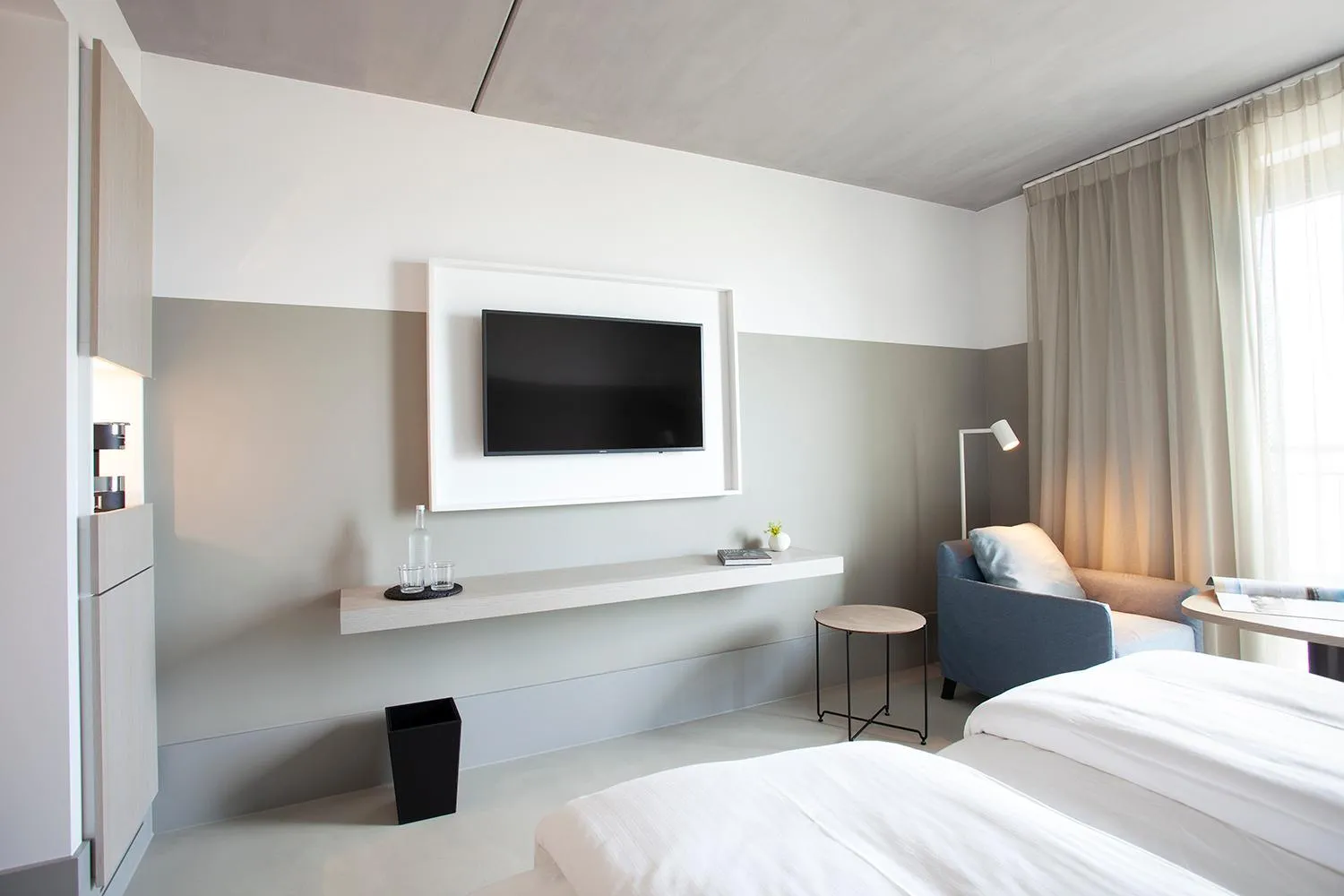 TV and multimedia, Bed in Strandhotel