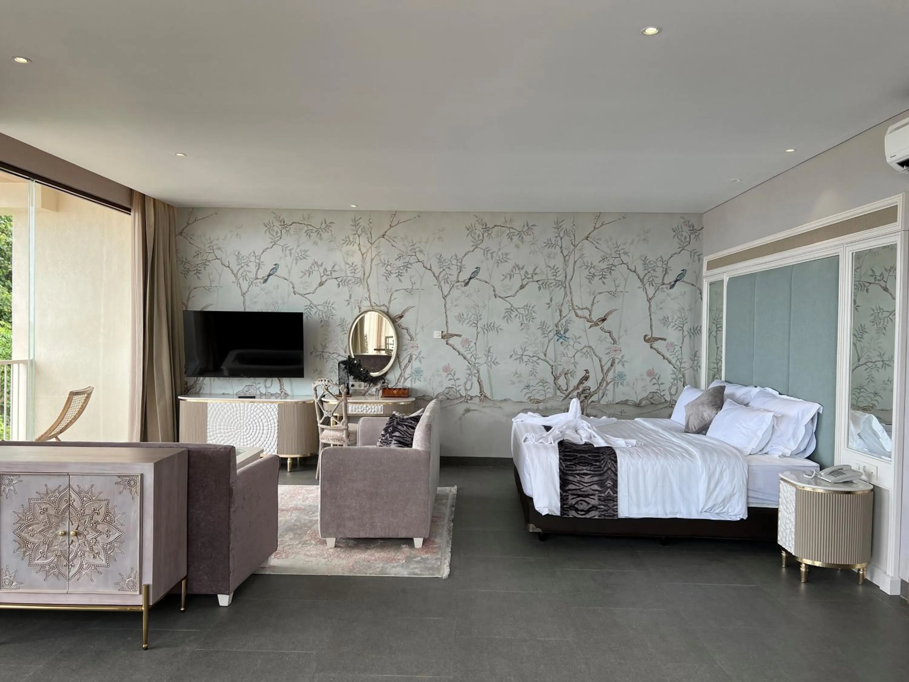 Bed in Tabebuya Resto & Resort