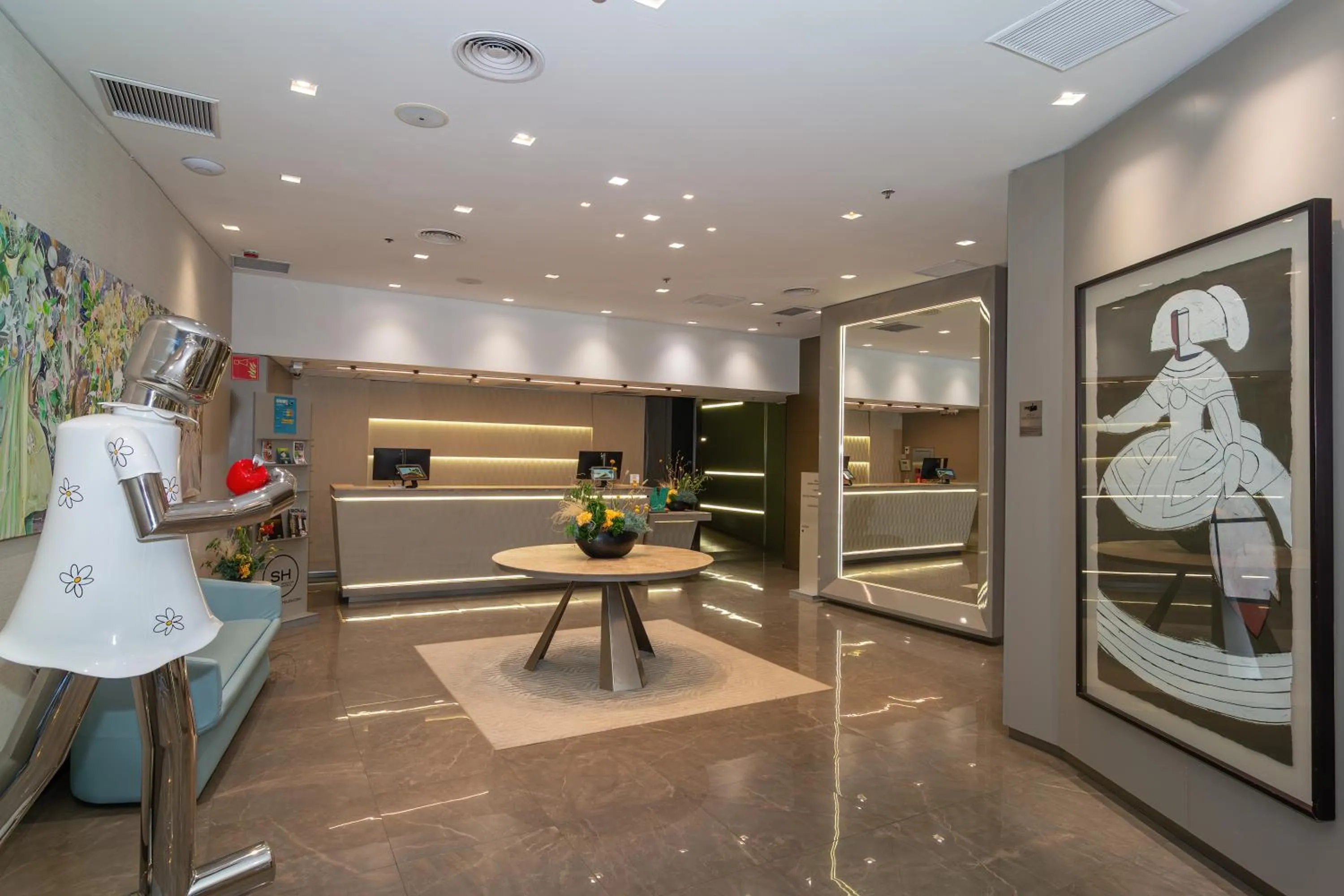 Lobby or reception in SH Colón Valencia