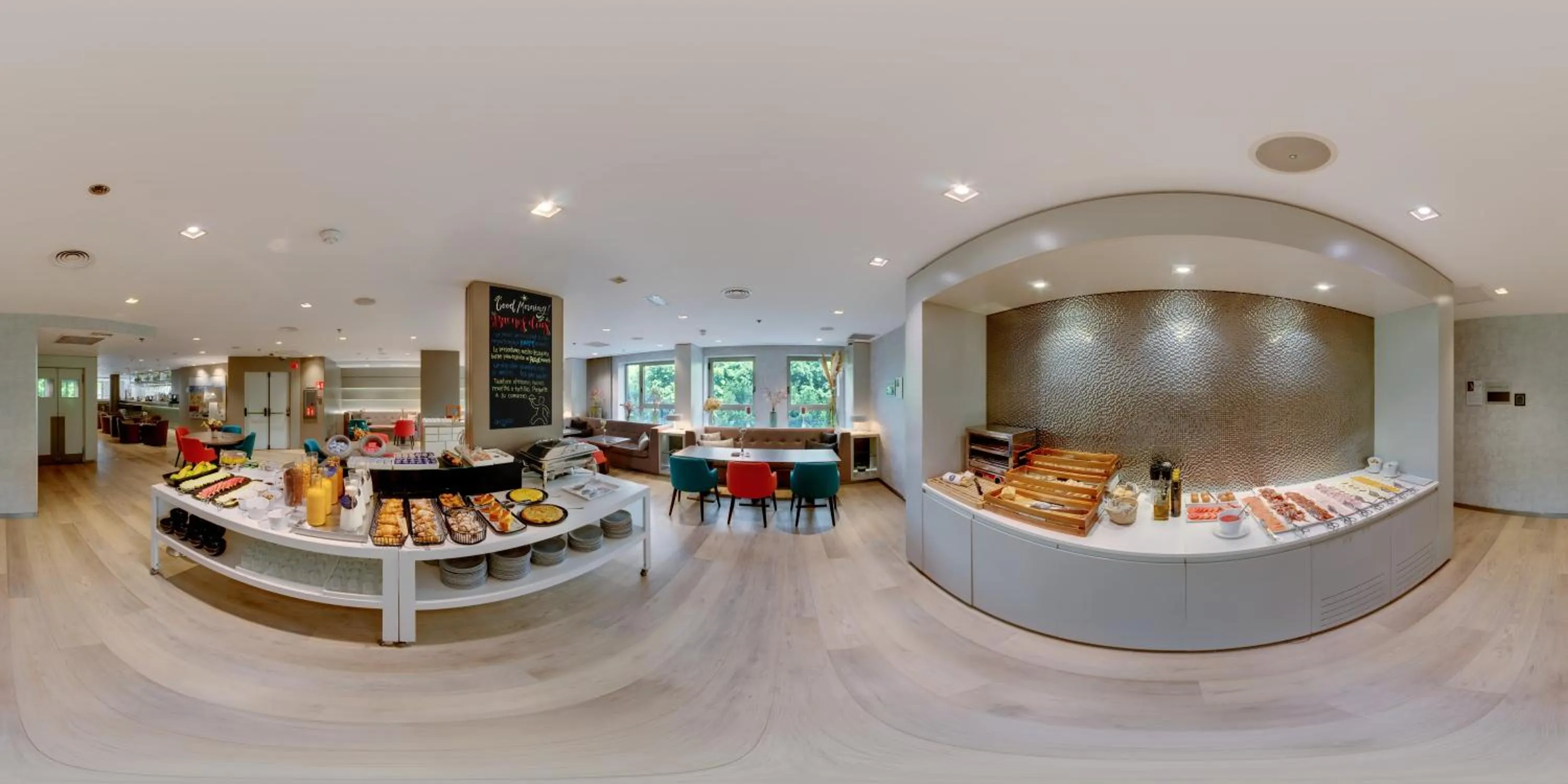 Restaurant/places to eat in SH Colón Valencia