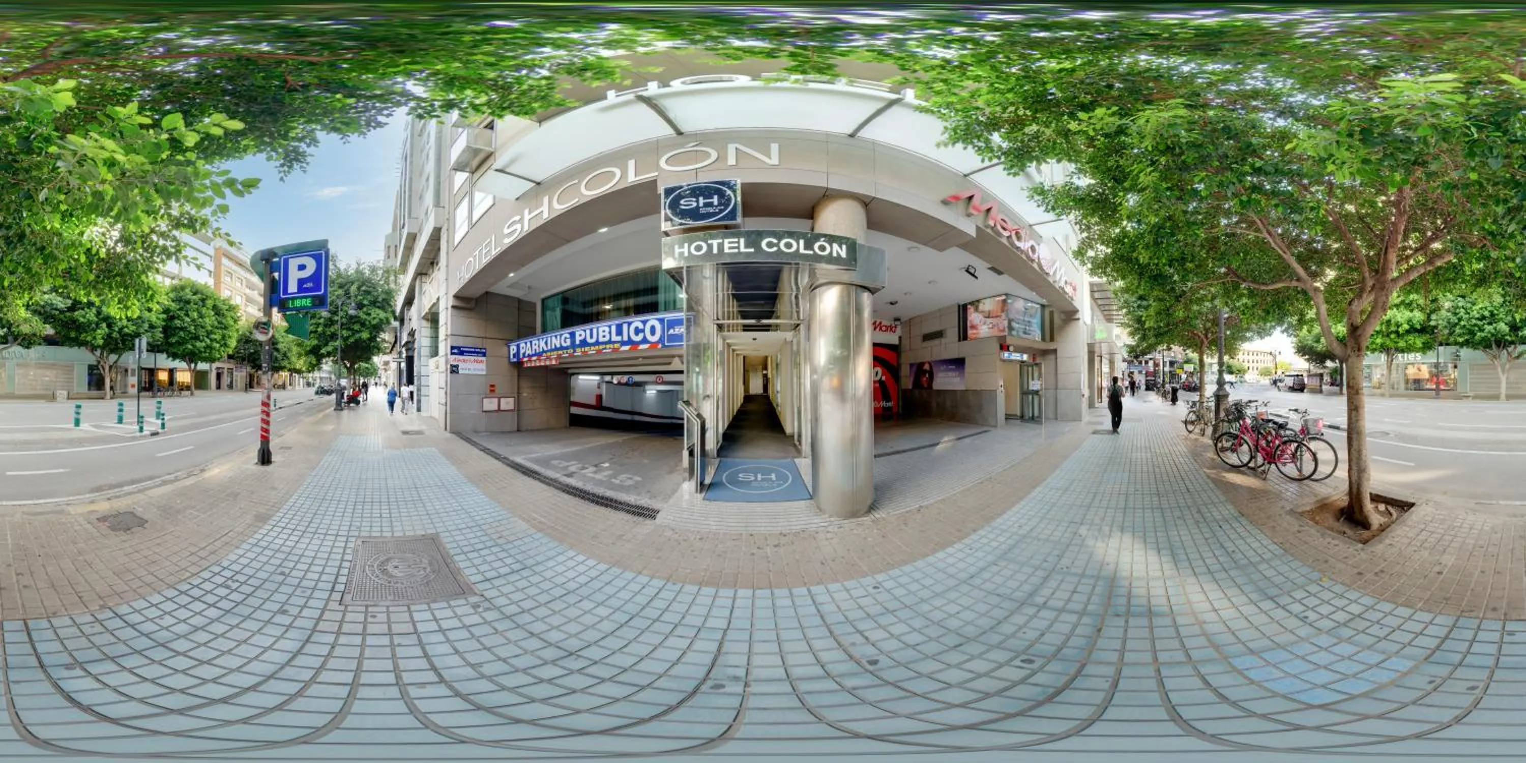 Property building in SH Colón Valencia