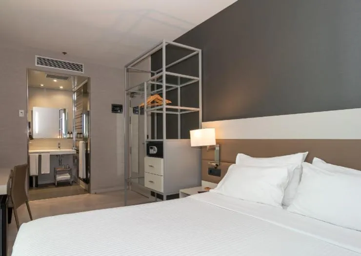 Bed in SH Colón Valencia