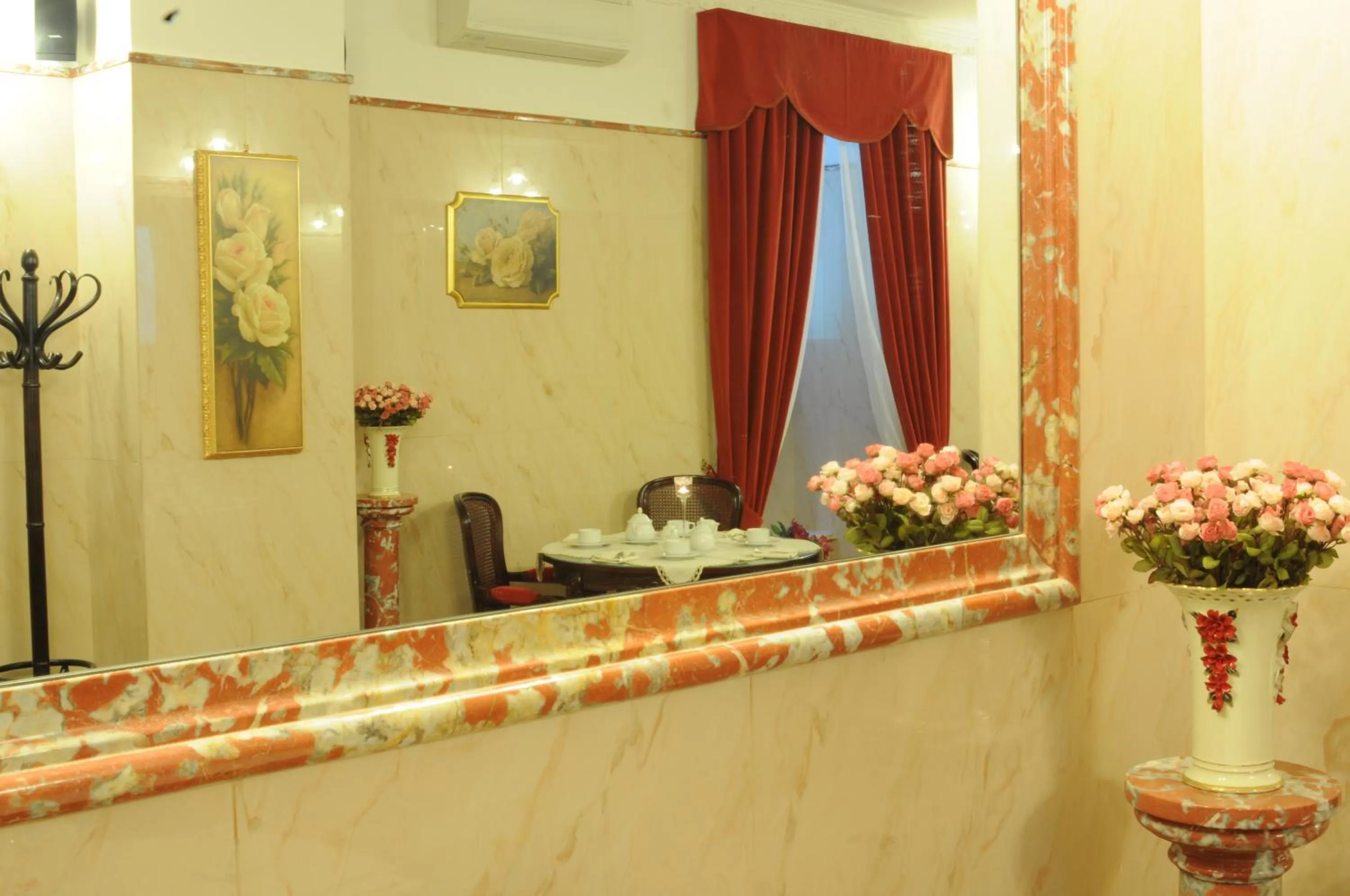 Buffet breakfast in Hotel Villa Maria