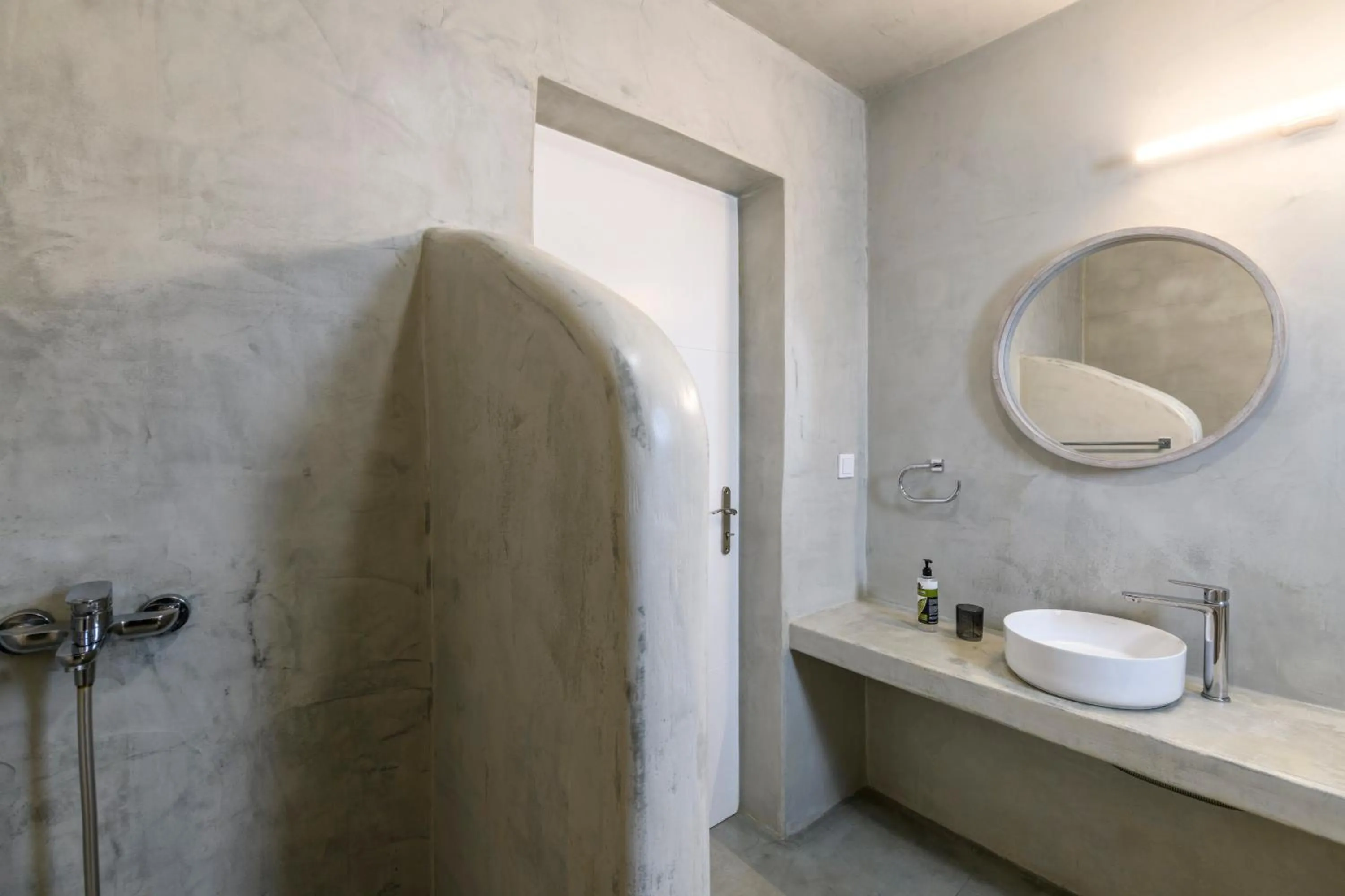Shower in Mykonos Residence Villas & Suites Merchia beach