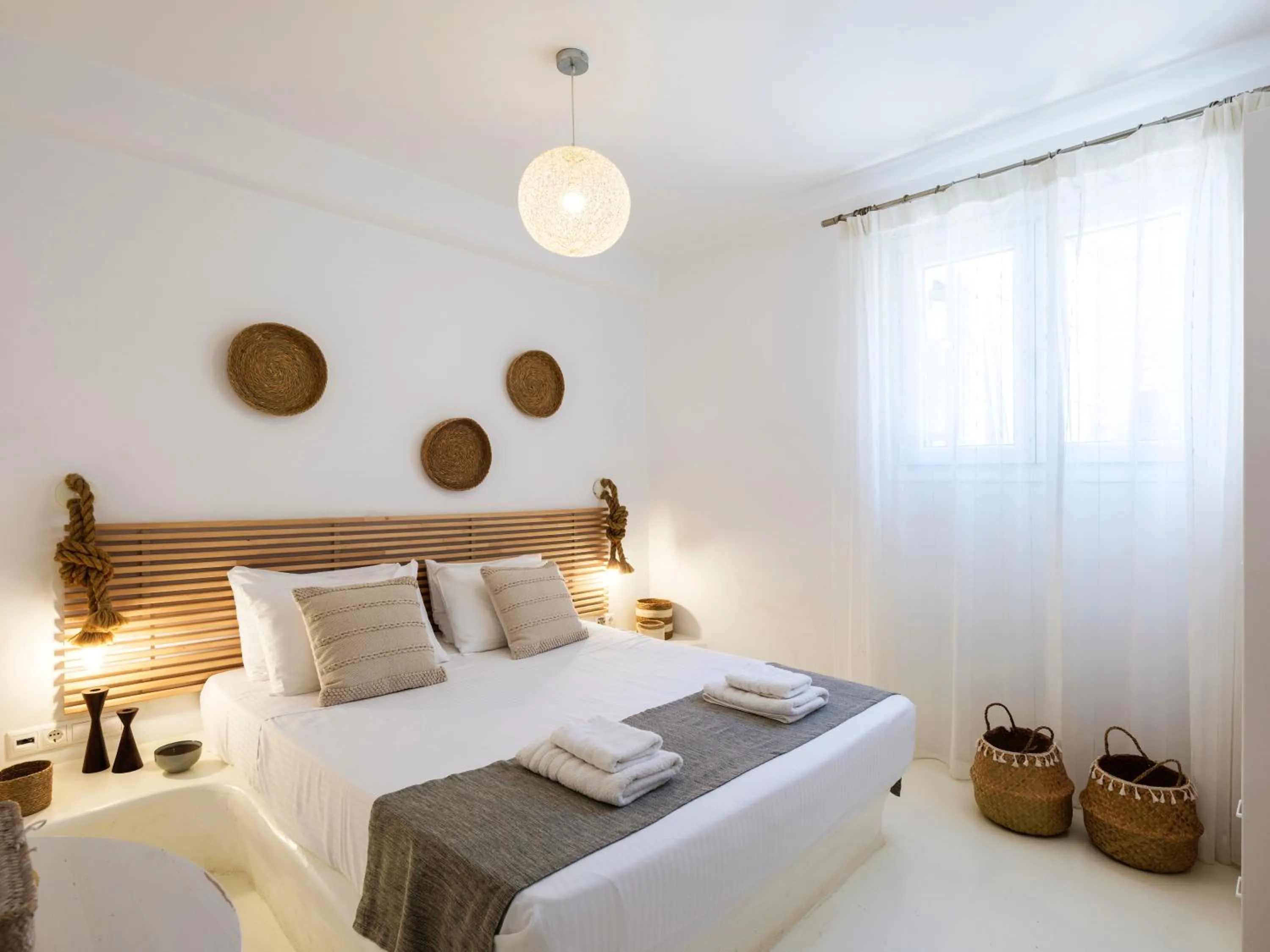 Bed in Mykonos Residence Villas & Suites Merchia beach