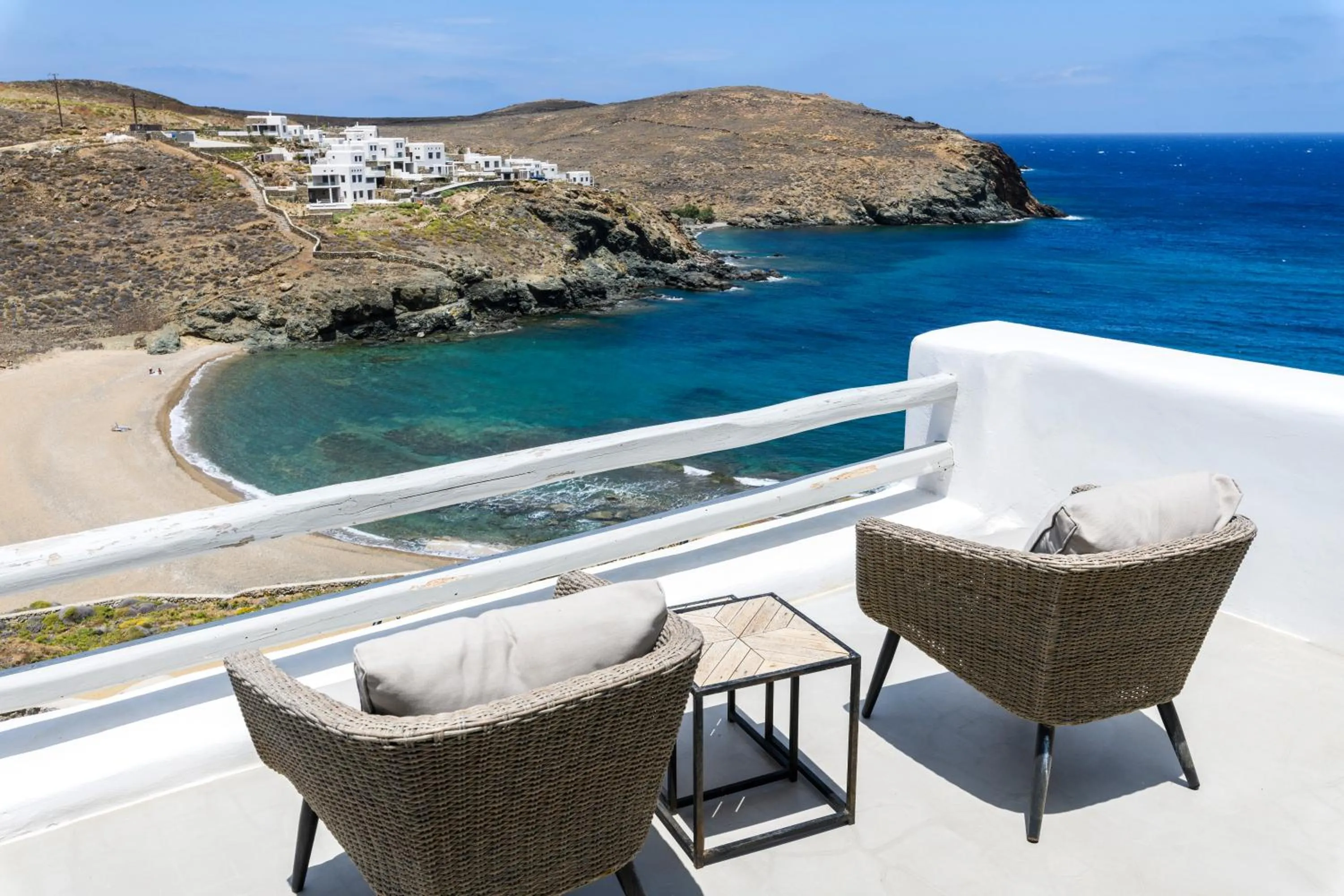 Day in Mykonos Residence Villas & Suites Merchia beach
