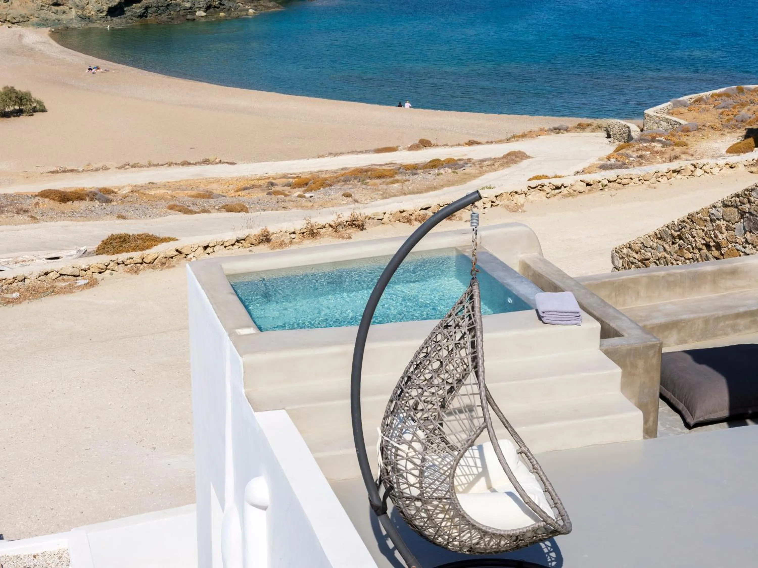 Day in Mykonos Residence Villas & Suites Merchia beach