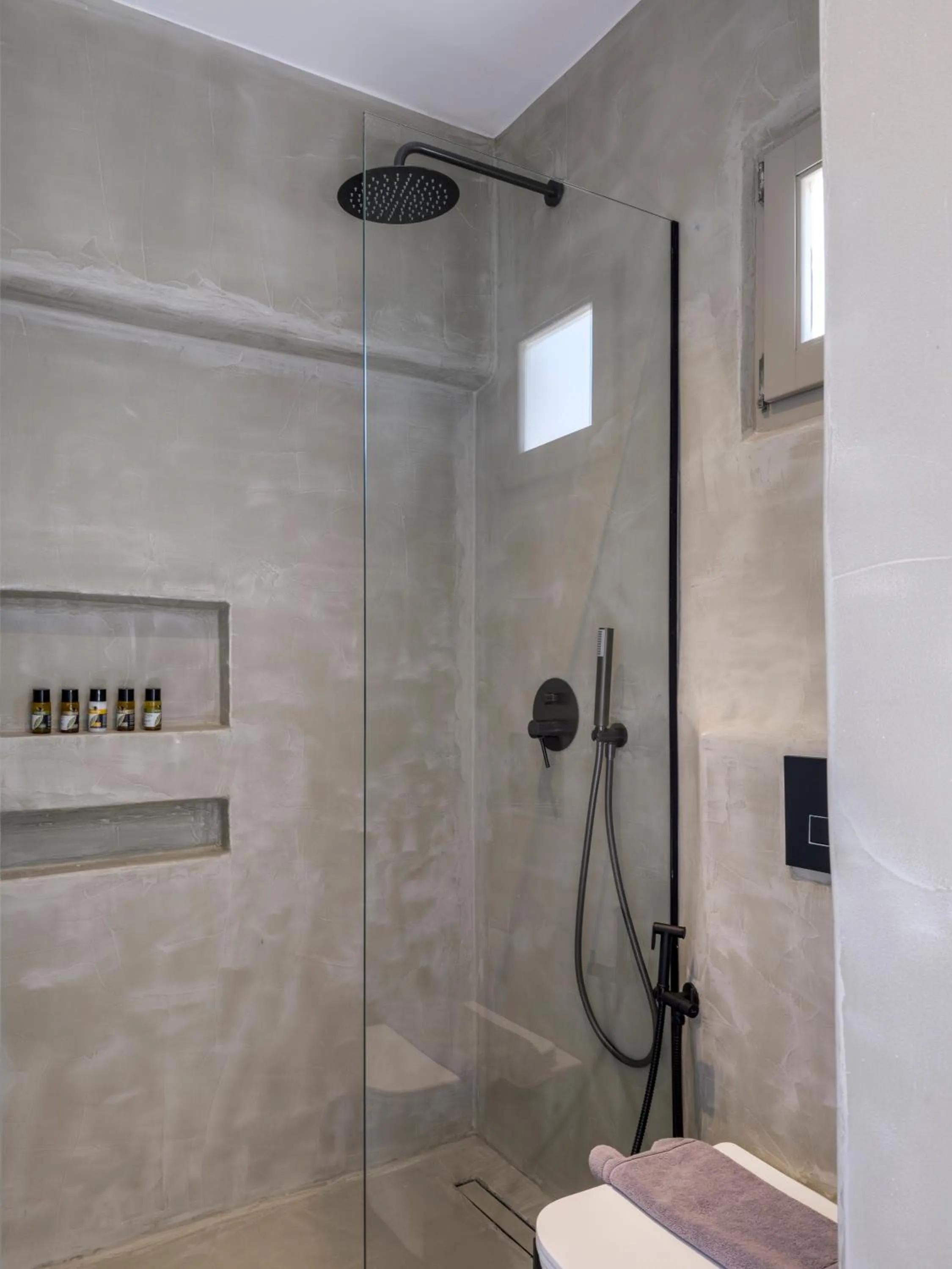 Shower in Mykonos Residence Villas & Suites Merchia beach
