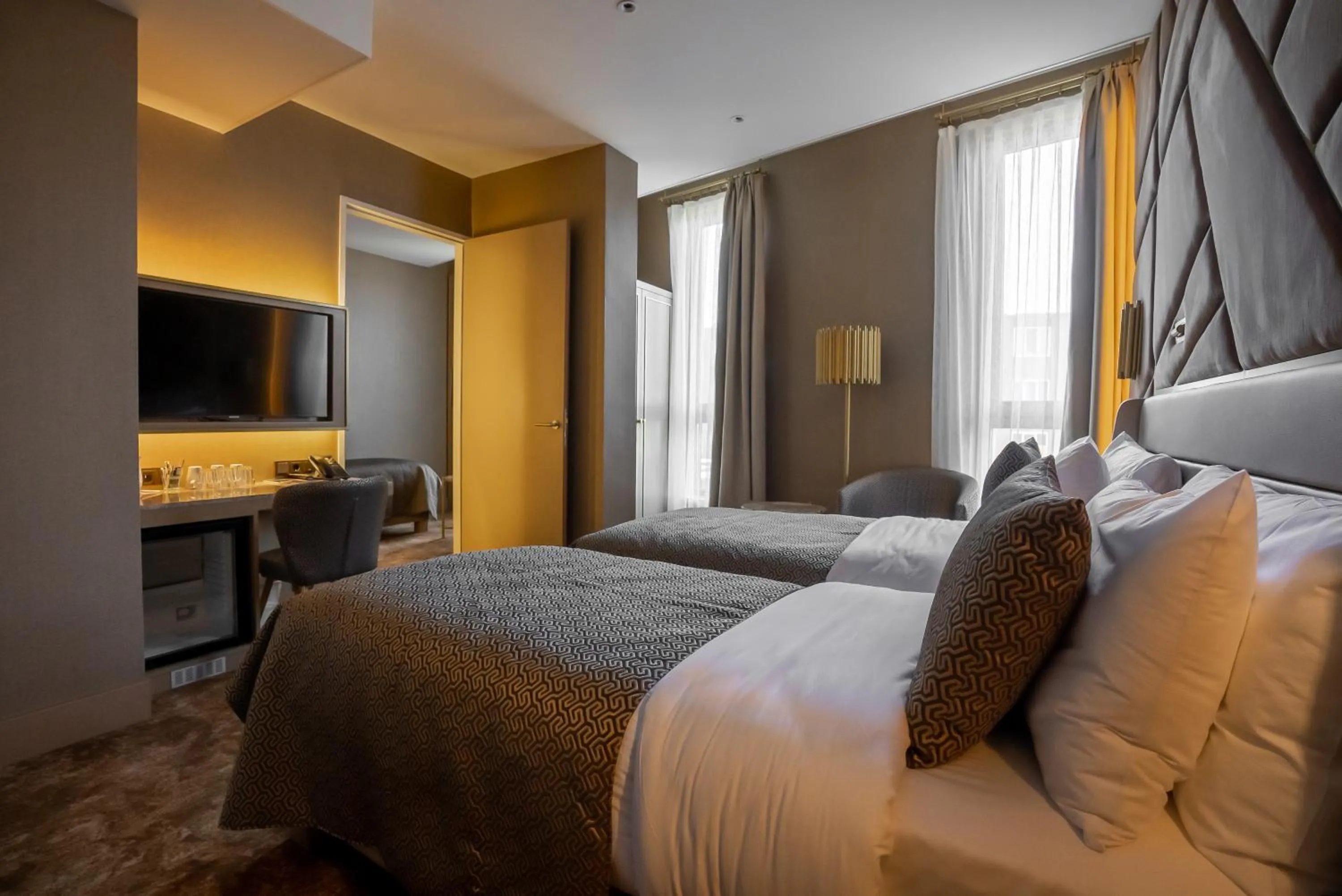 Bed in ART Hotel Rotterdam-Fully Renovated