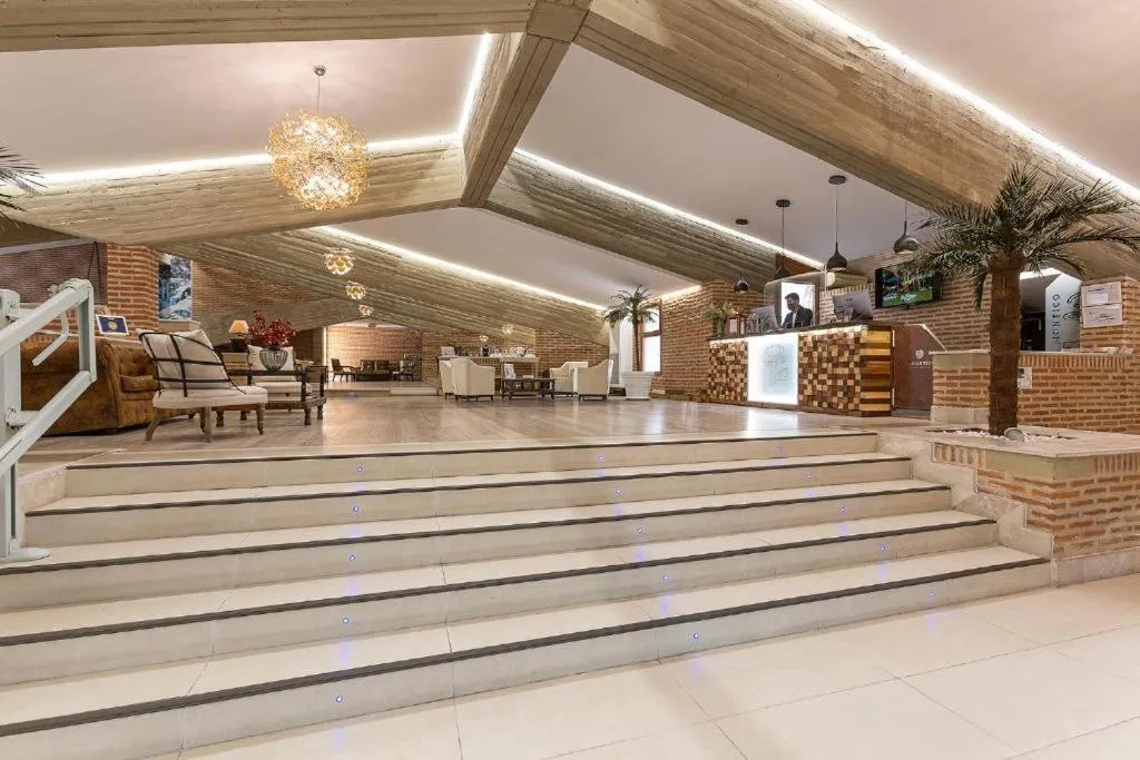 Lobby or reception in Hotel Restaurante El Montico