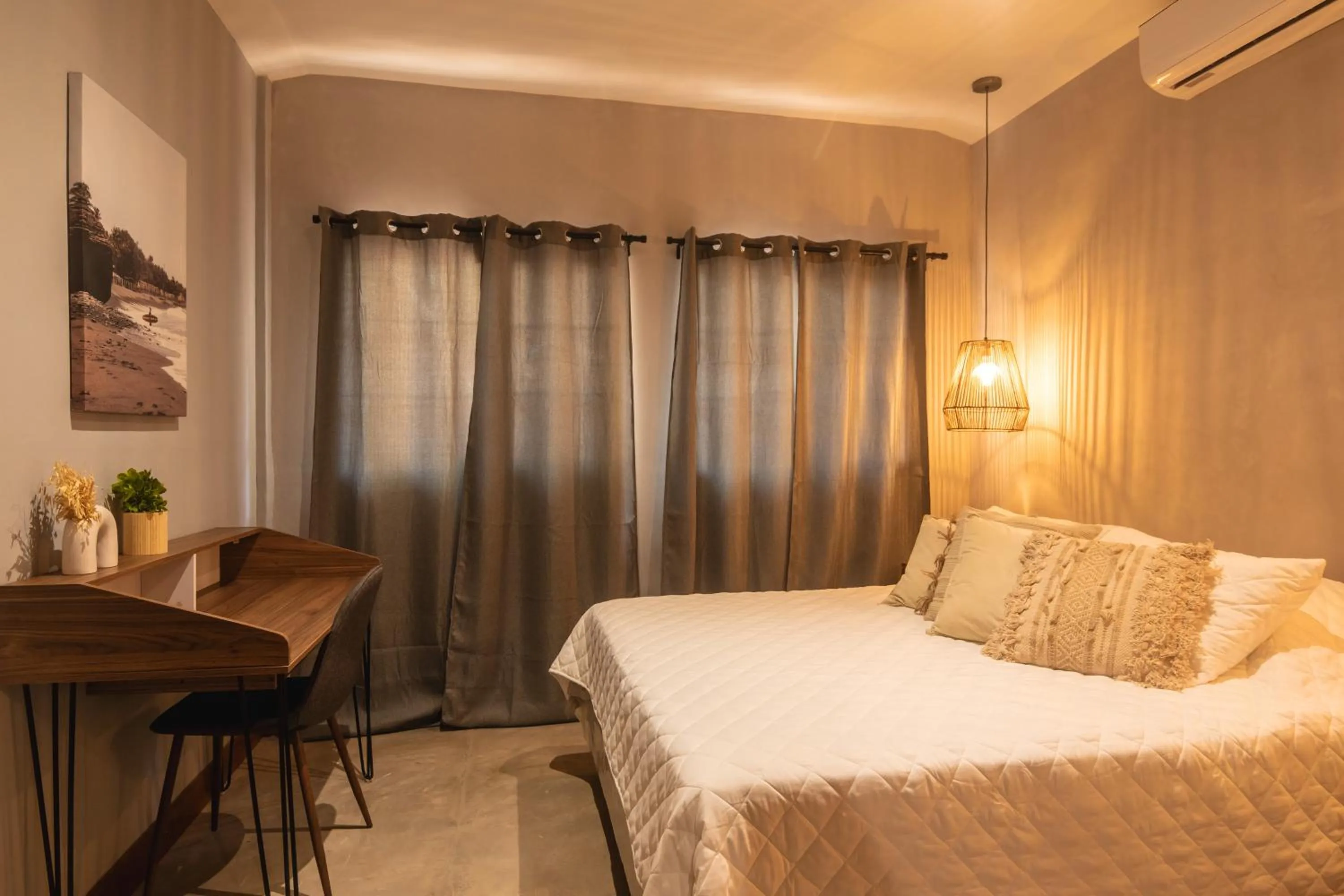 Bedroom, Bed in El Xalli Hotel