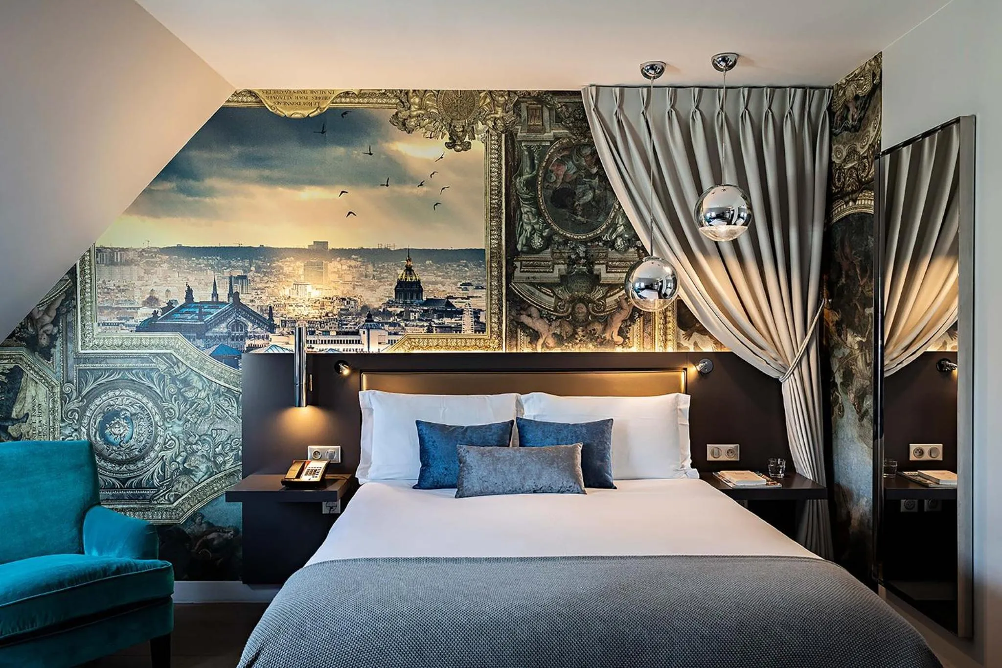 Photo of the whole room, Bed in Hotel Indigo Paris - Opera by IHG