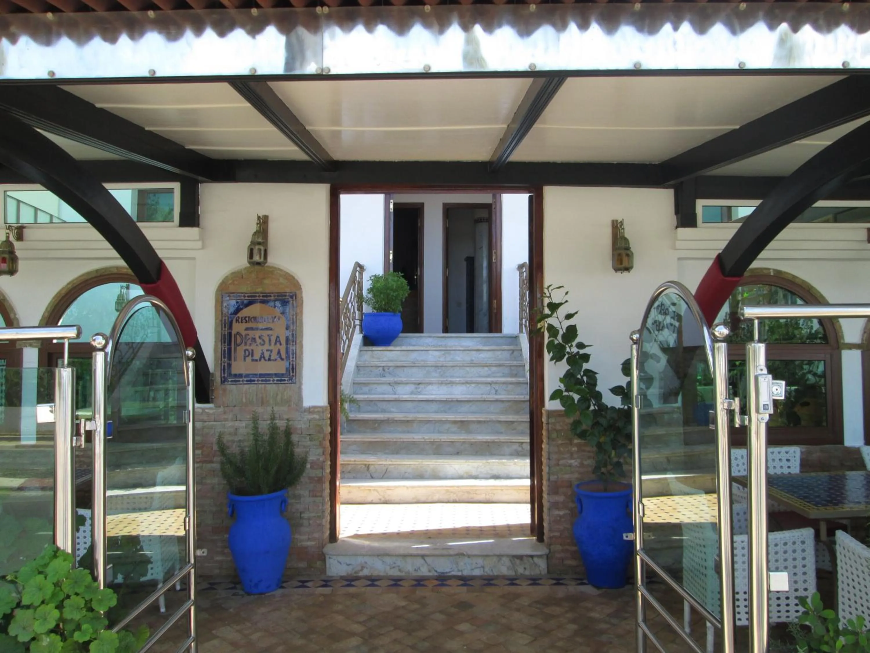 Facade/entrance in Pasta Plaza