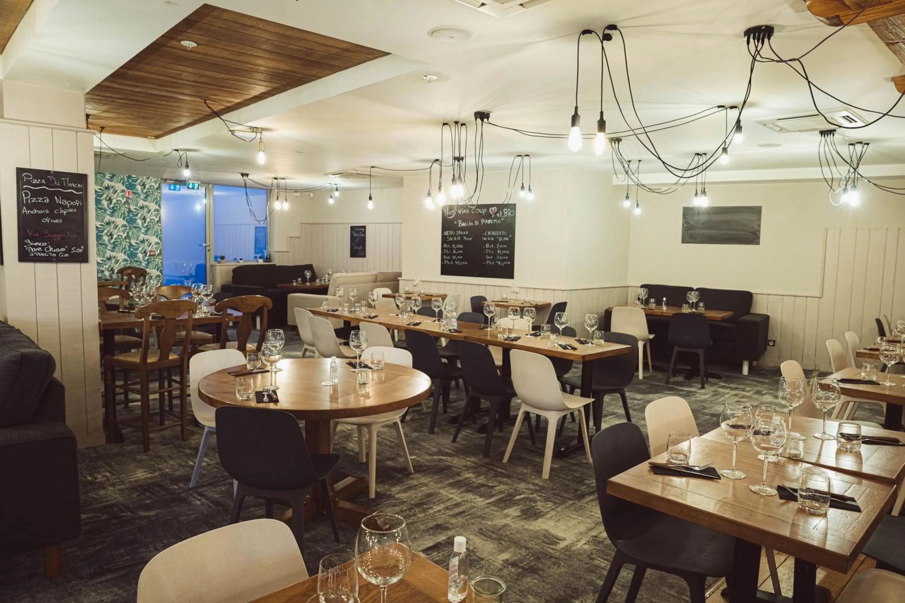 Restaurant/places to eat in Appart' du Trident