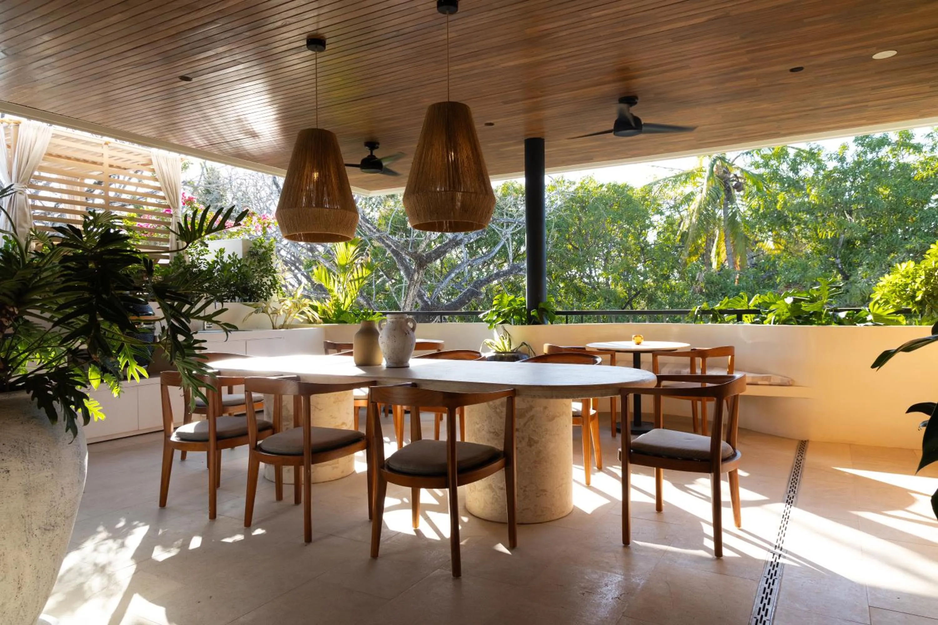 Lounge or bar in Silvestre Nosara Hotel & Residences