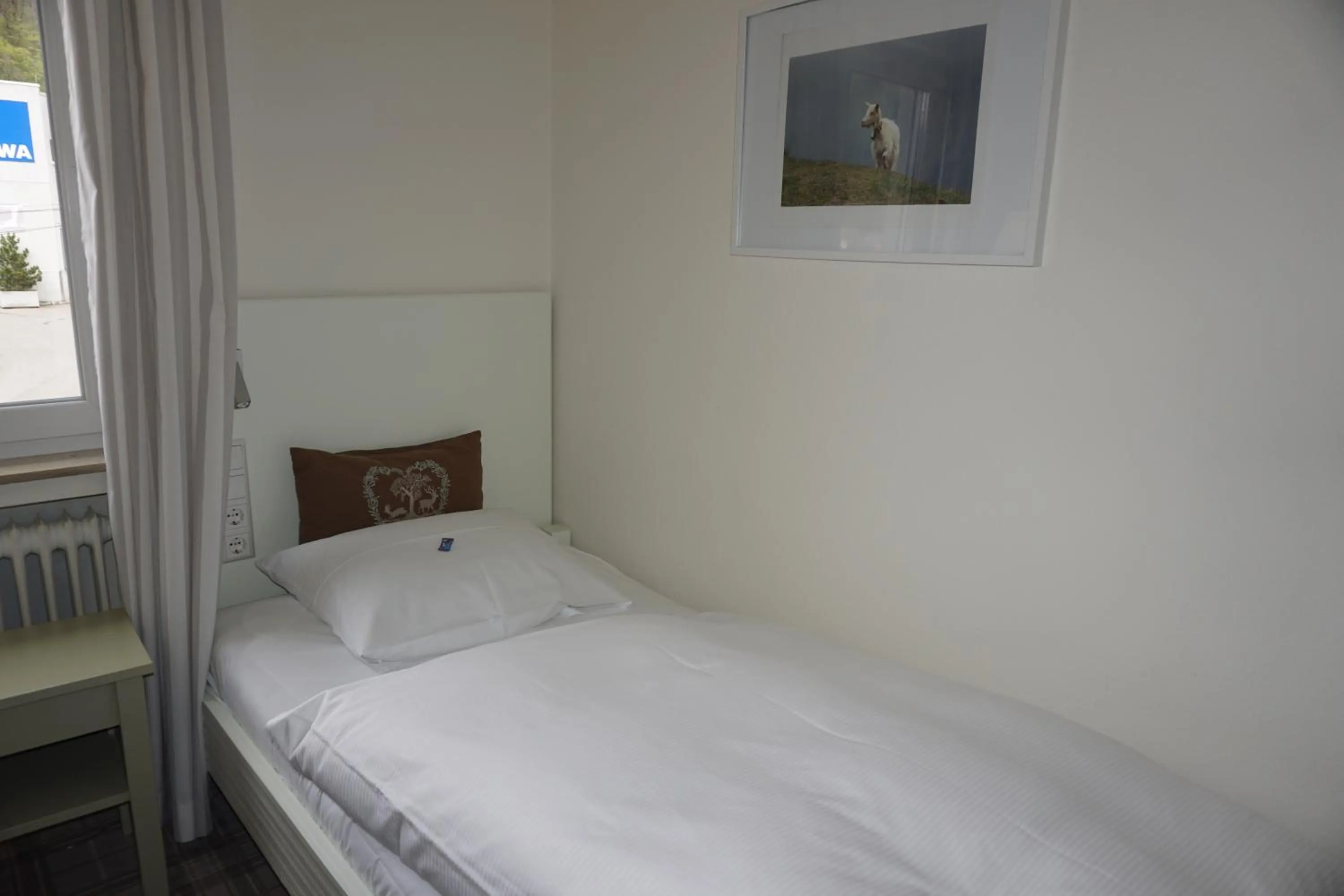 Photo of the whole room, Bed in Landgasthof Läuterhäusle