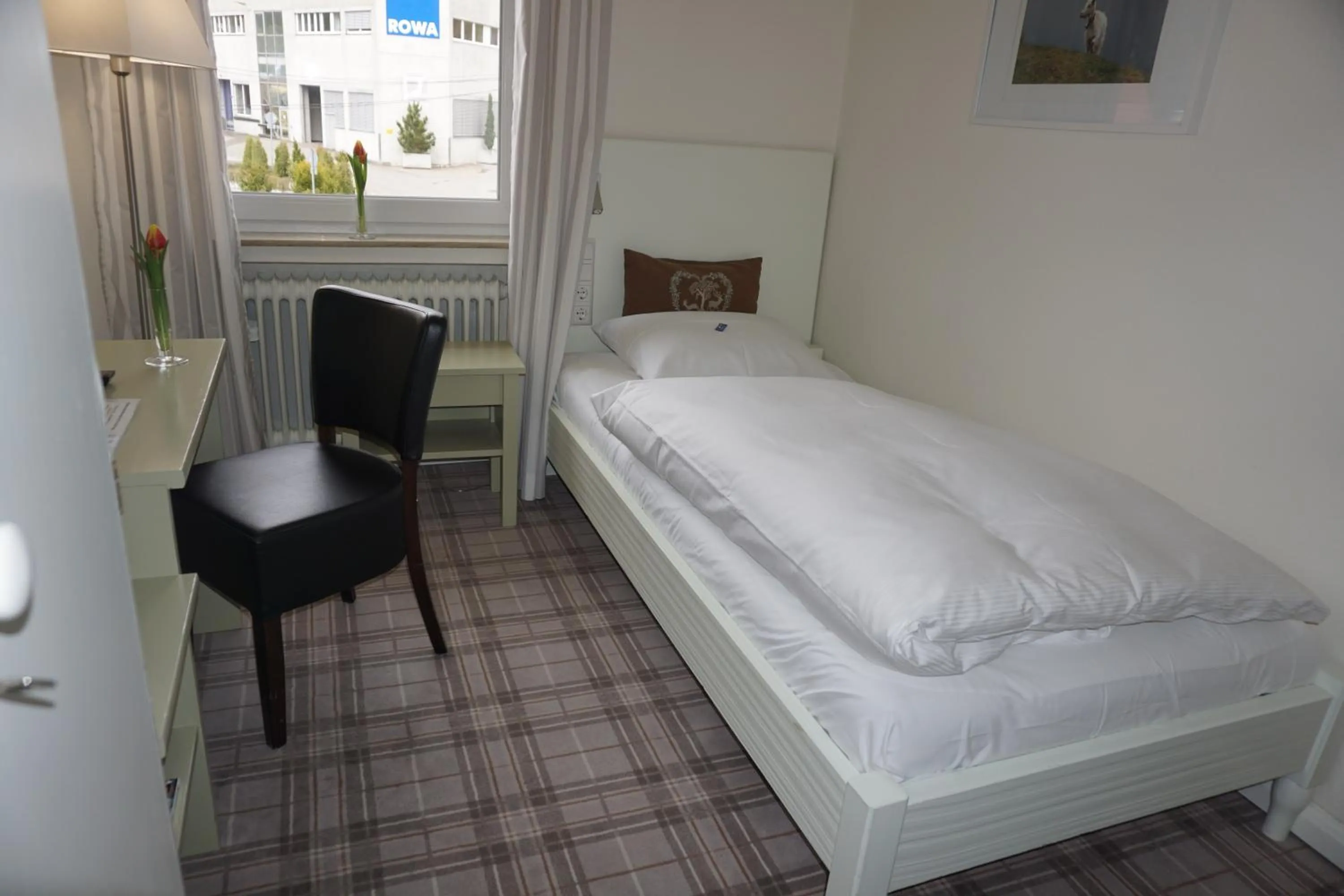 Photo of the whole room, Bed in Landgasthof Läuterhäusle