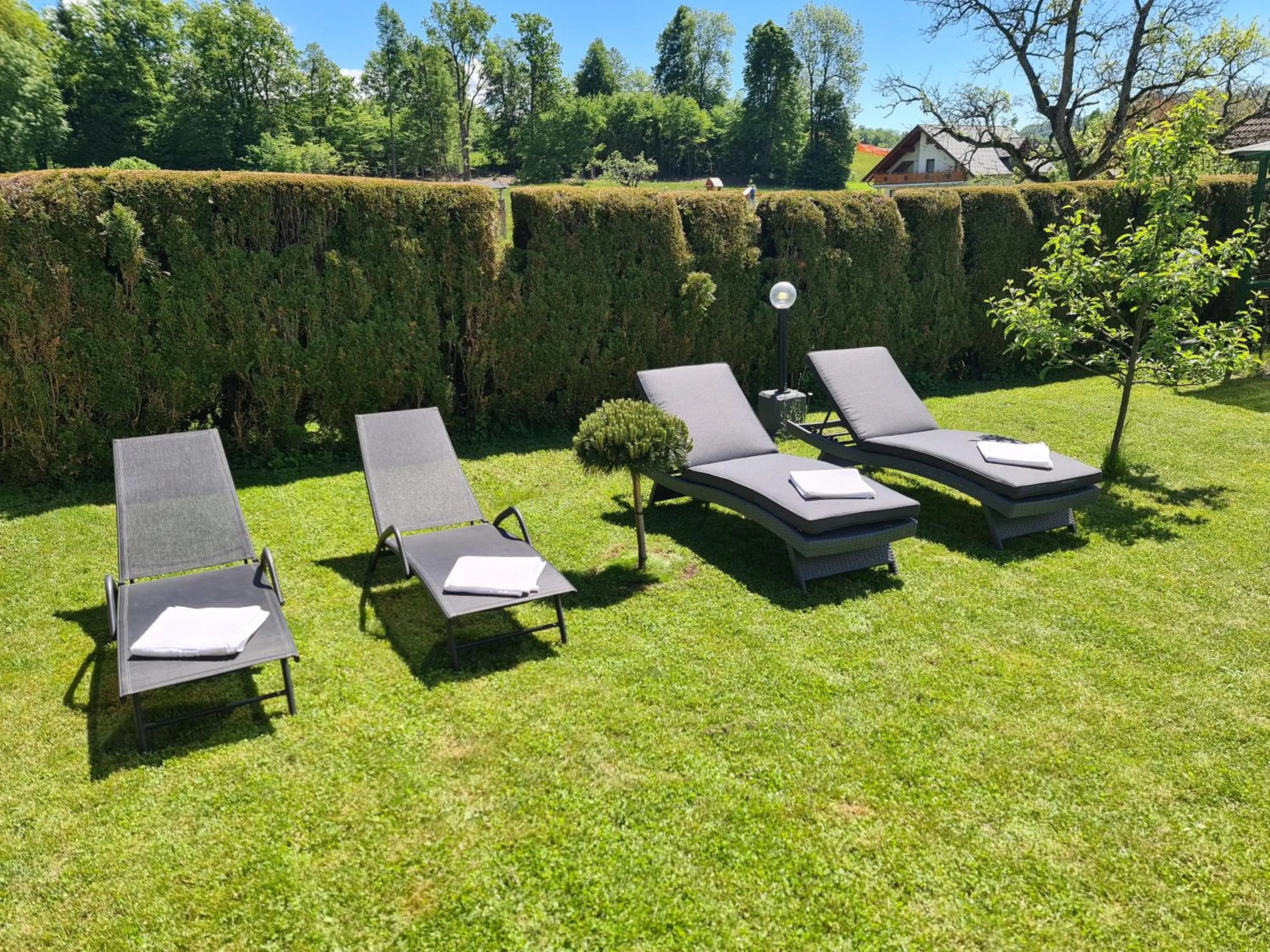 Summer in Apartments Boldin