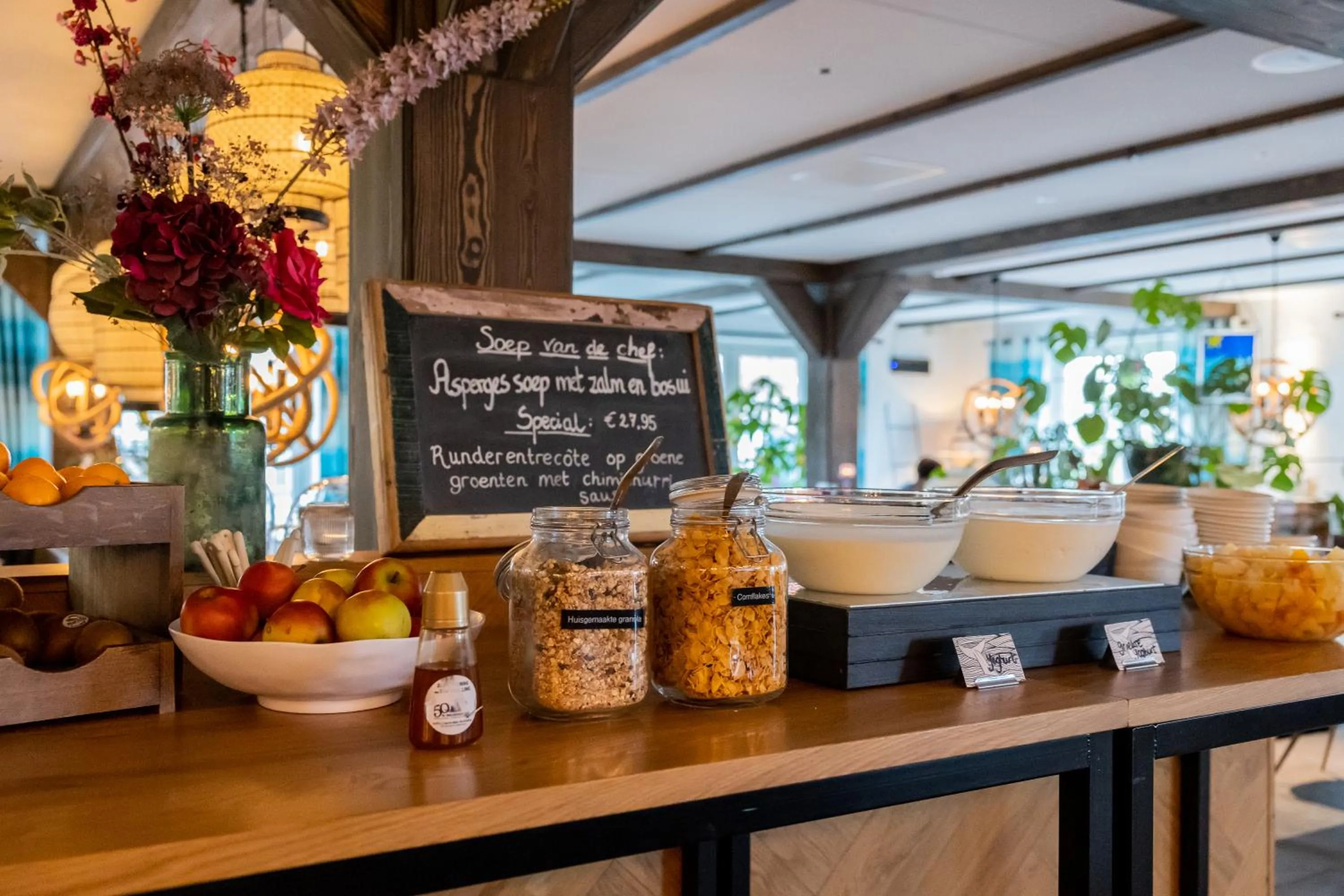 Restaurant/places to eat in Hotel De Walvisvaarder