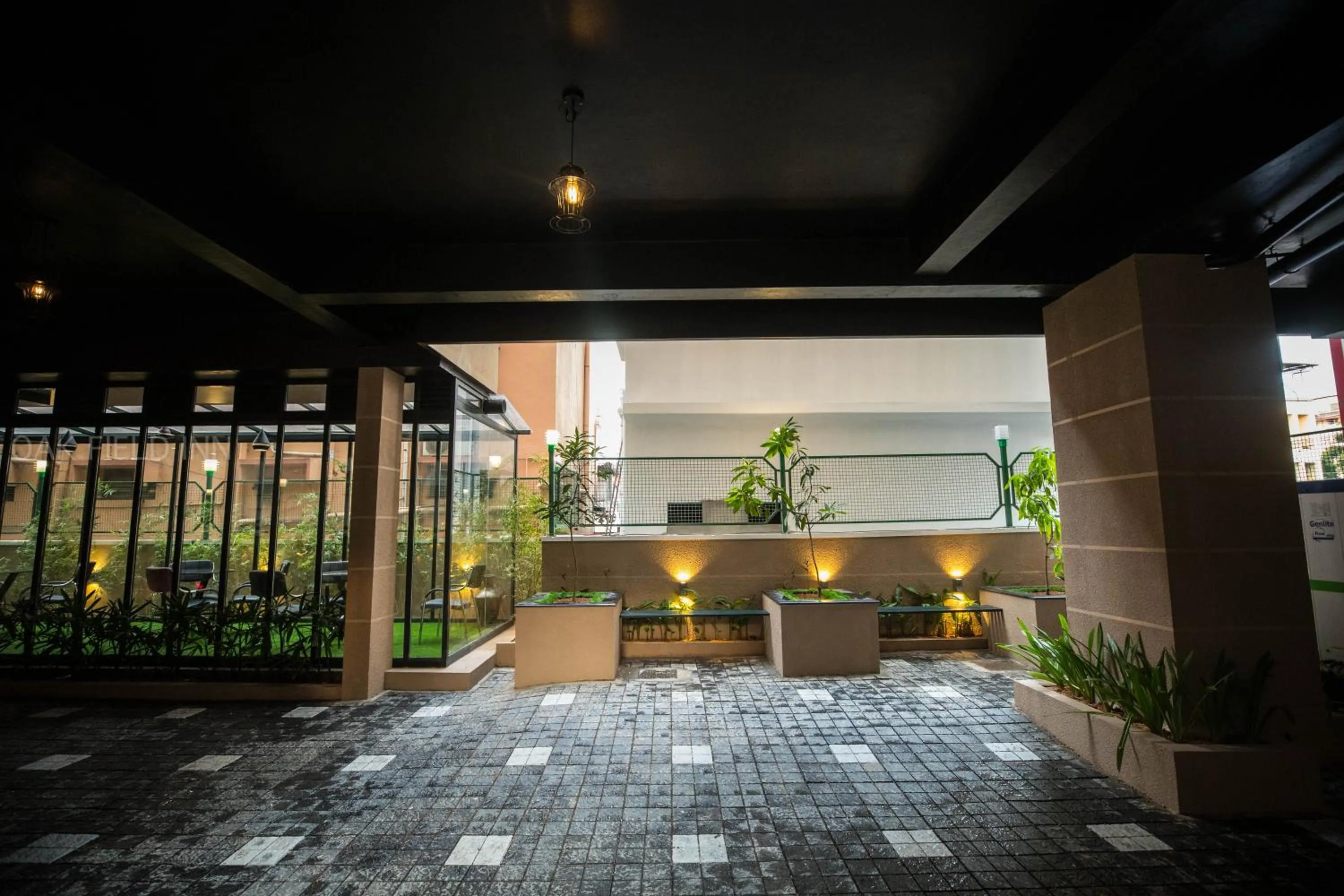 Parking in Oak Field Inn