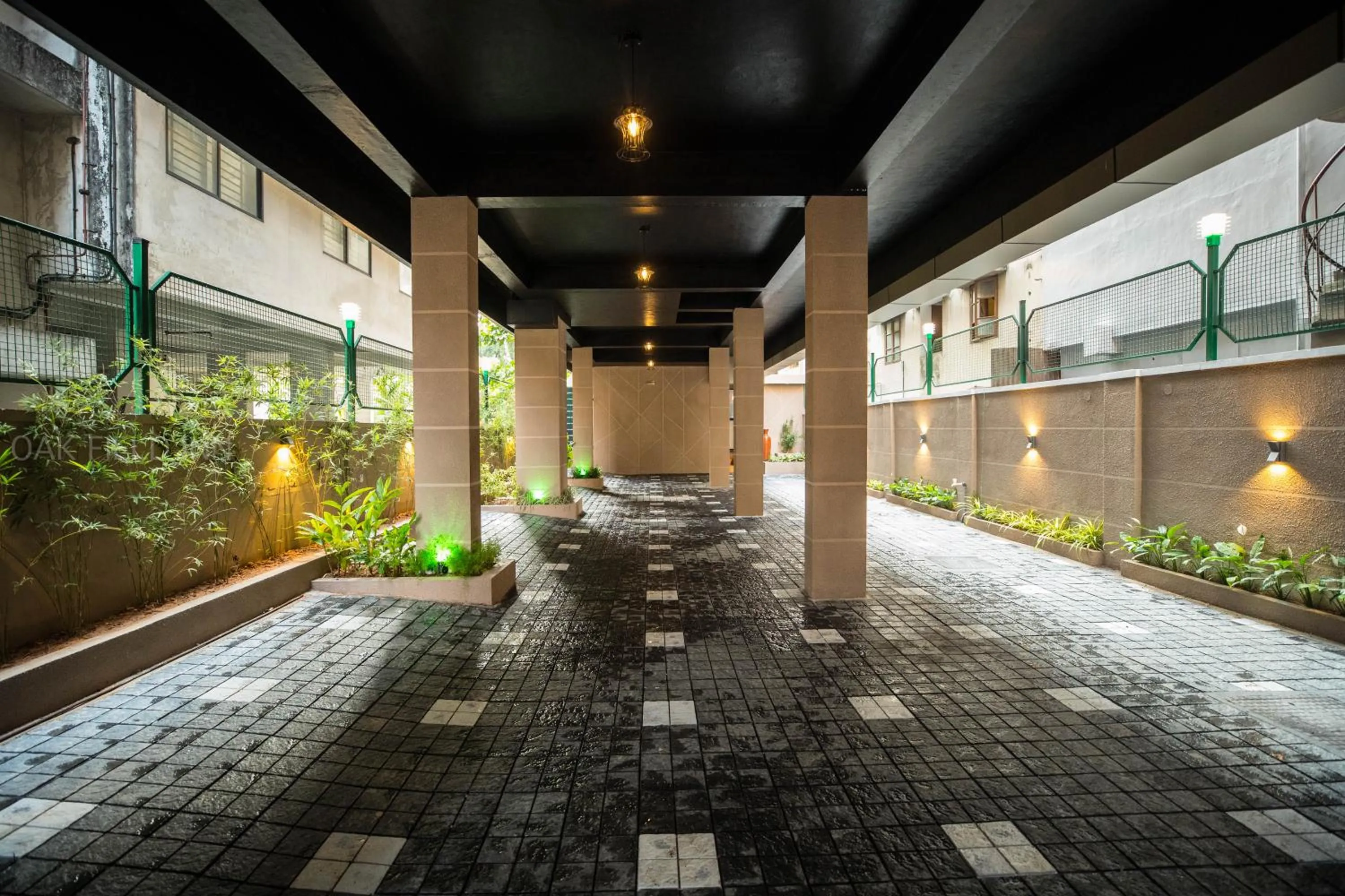 Parking in Oak Field Inn