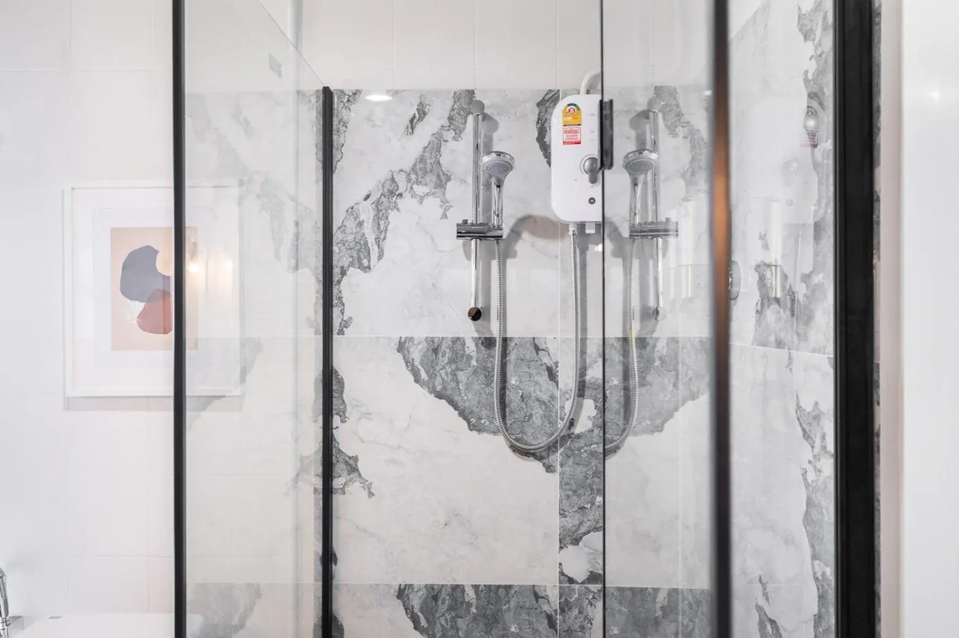 Shower in Unplugged at Bangrak Design Hostel