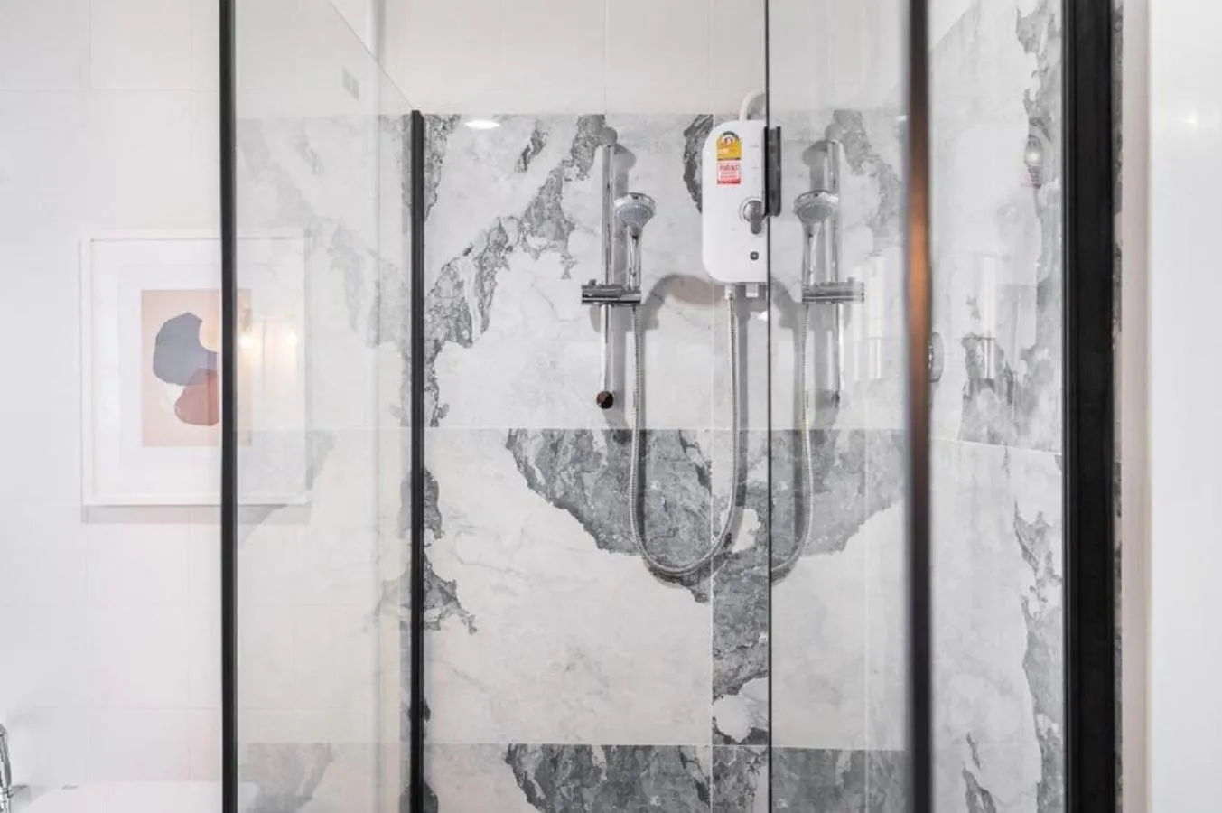 Shower in Unplugged at Bangrak Design Hostel