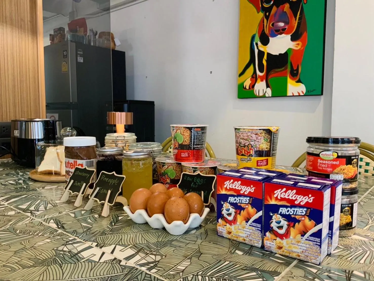 Breakfast in Unplugged at Bangrak Design Hostel