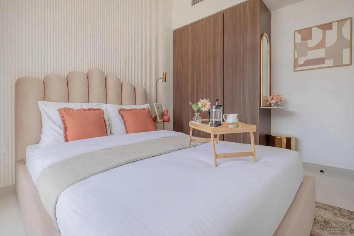 Bed in Frank Porter - Vera Residence