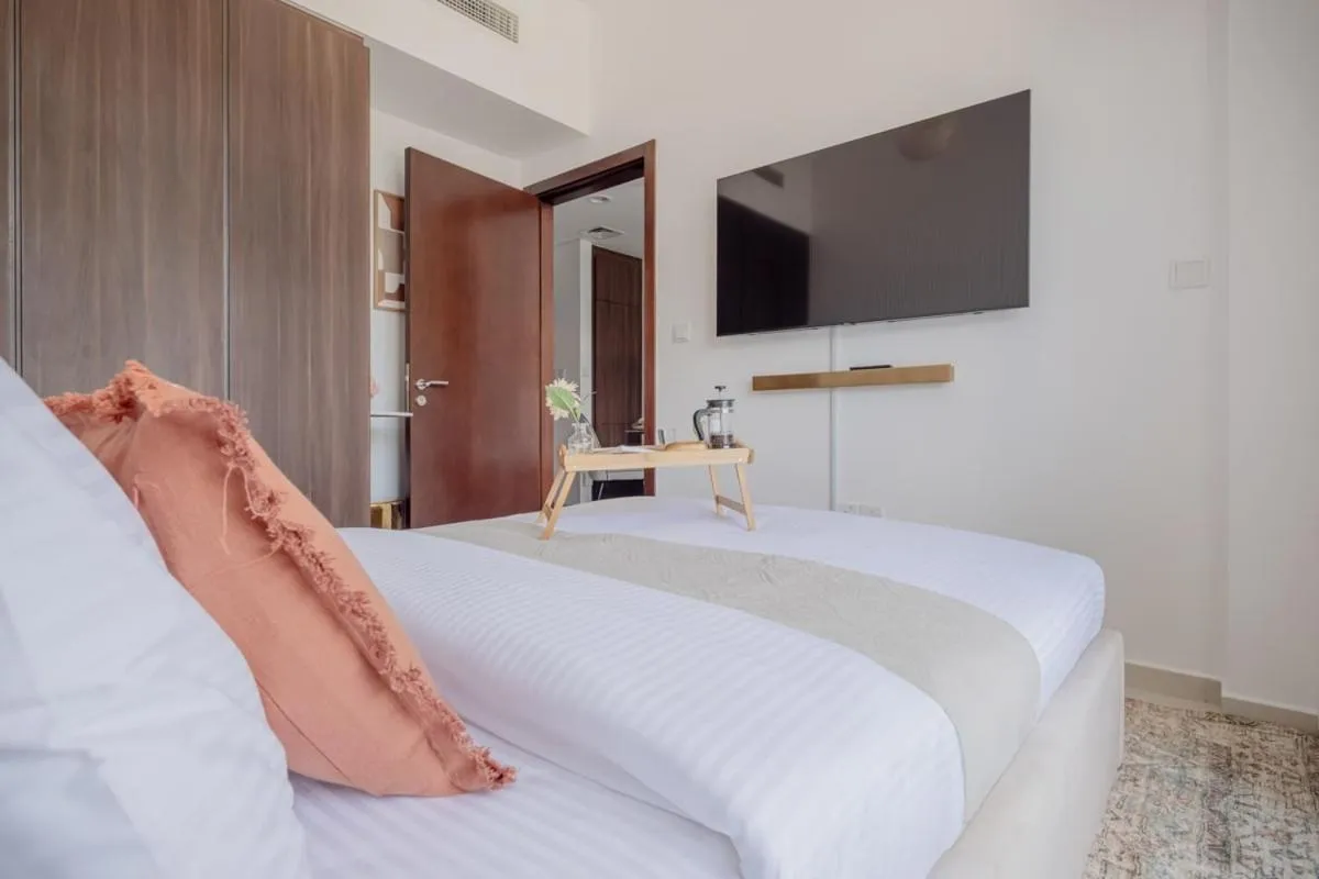 Bed in Frank Porter - Vera Residence