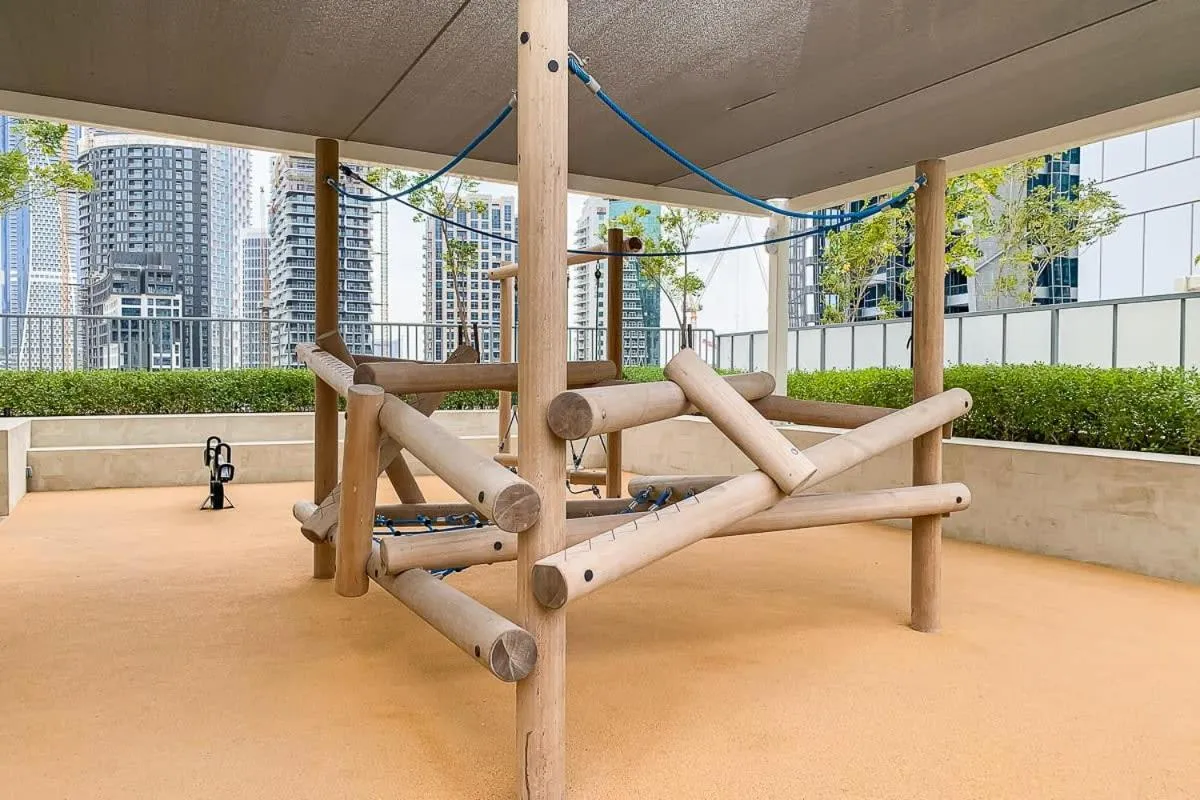 Children play ground in Frank Porter - Vera Residence