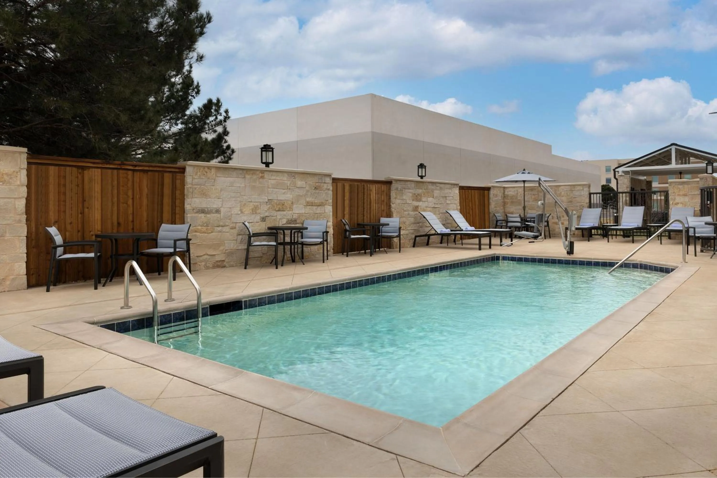 Swimming pool in TownePlace Suites by Marriott Abilene Southwest