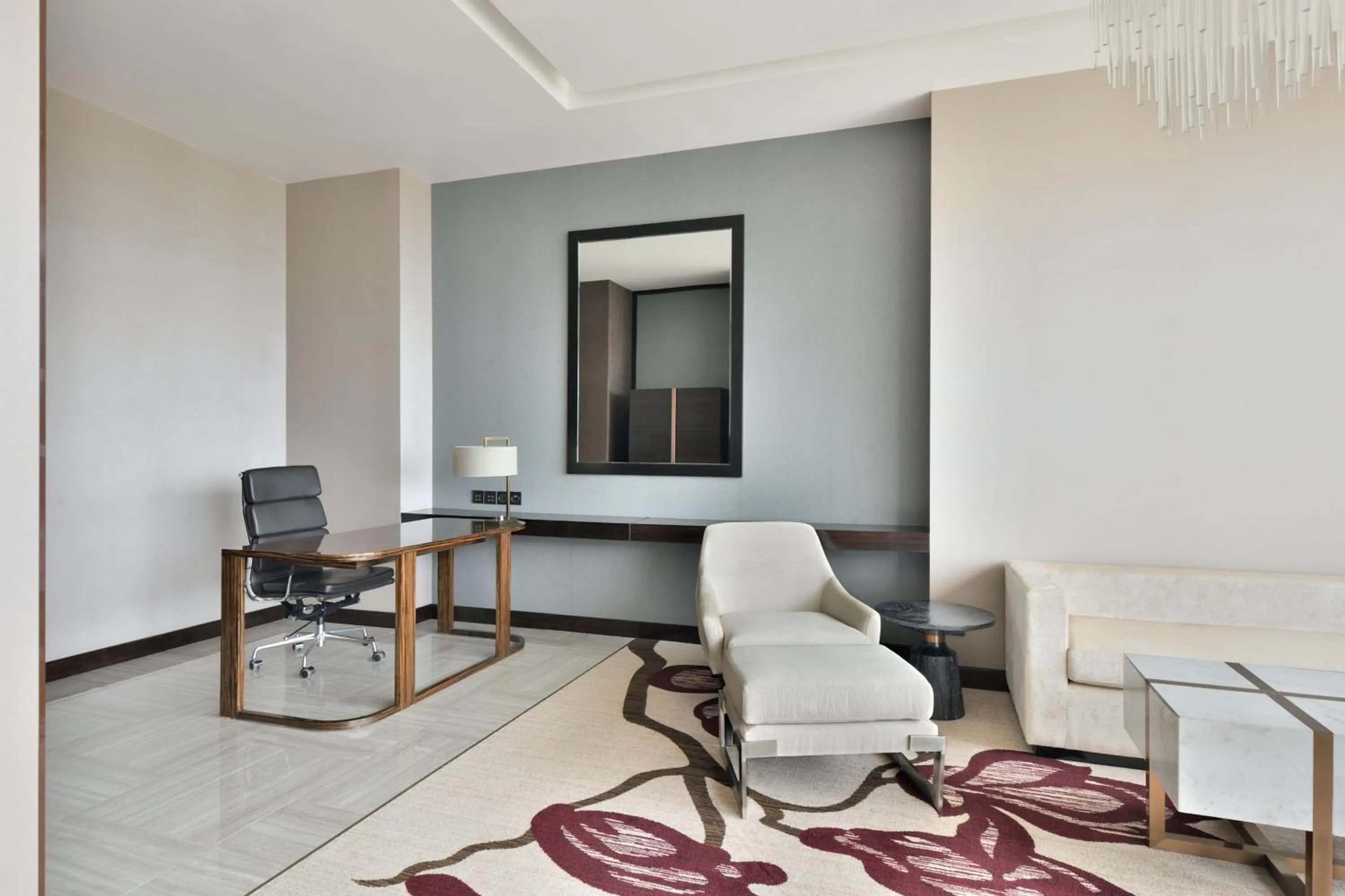 Bedroom in Sheraton Colombo Hotel