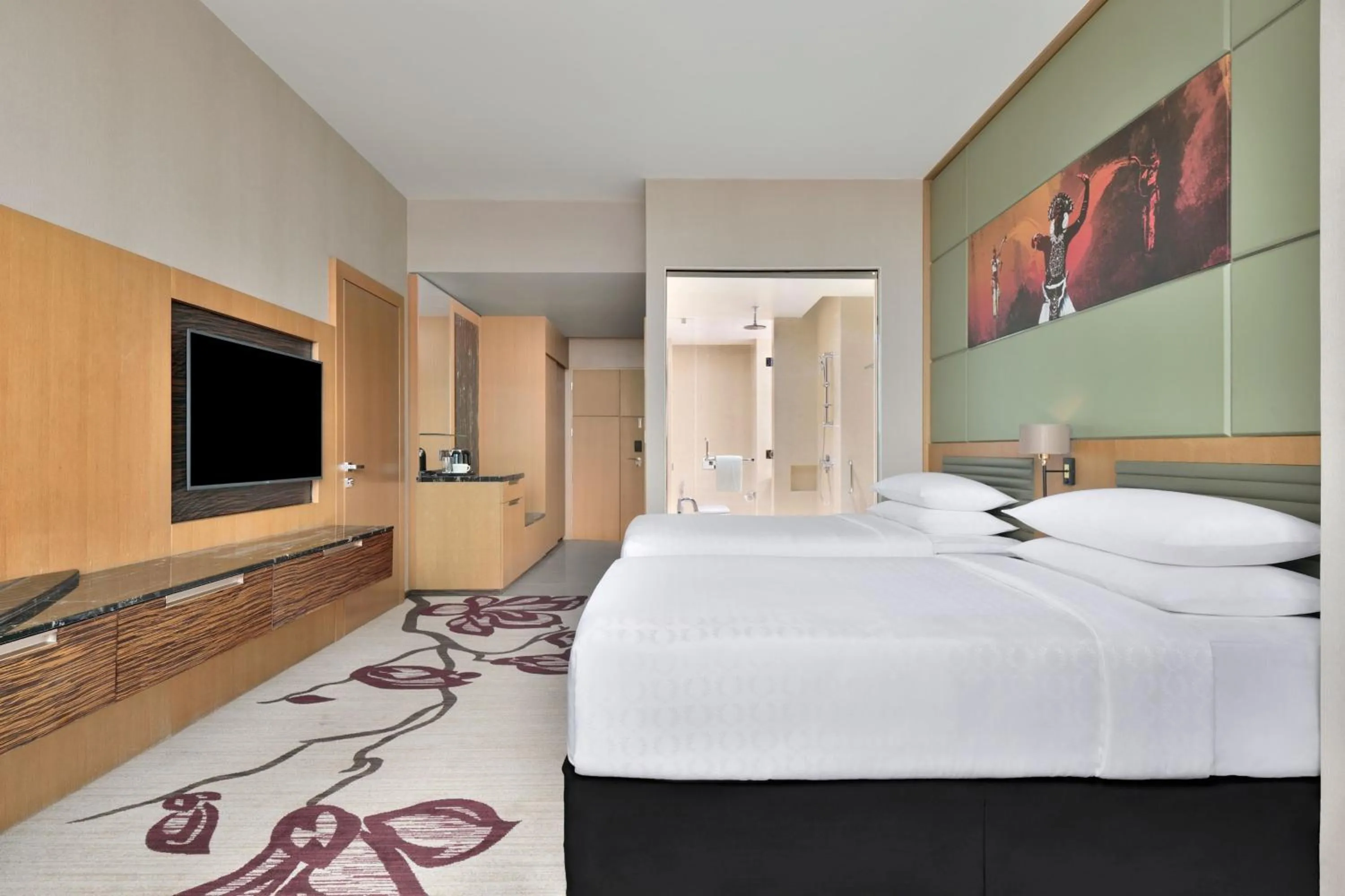 Photo of the whole room, Bed in Sheraton Colombo Hotel