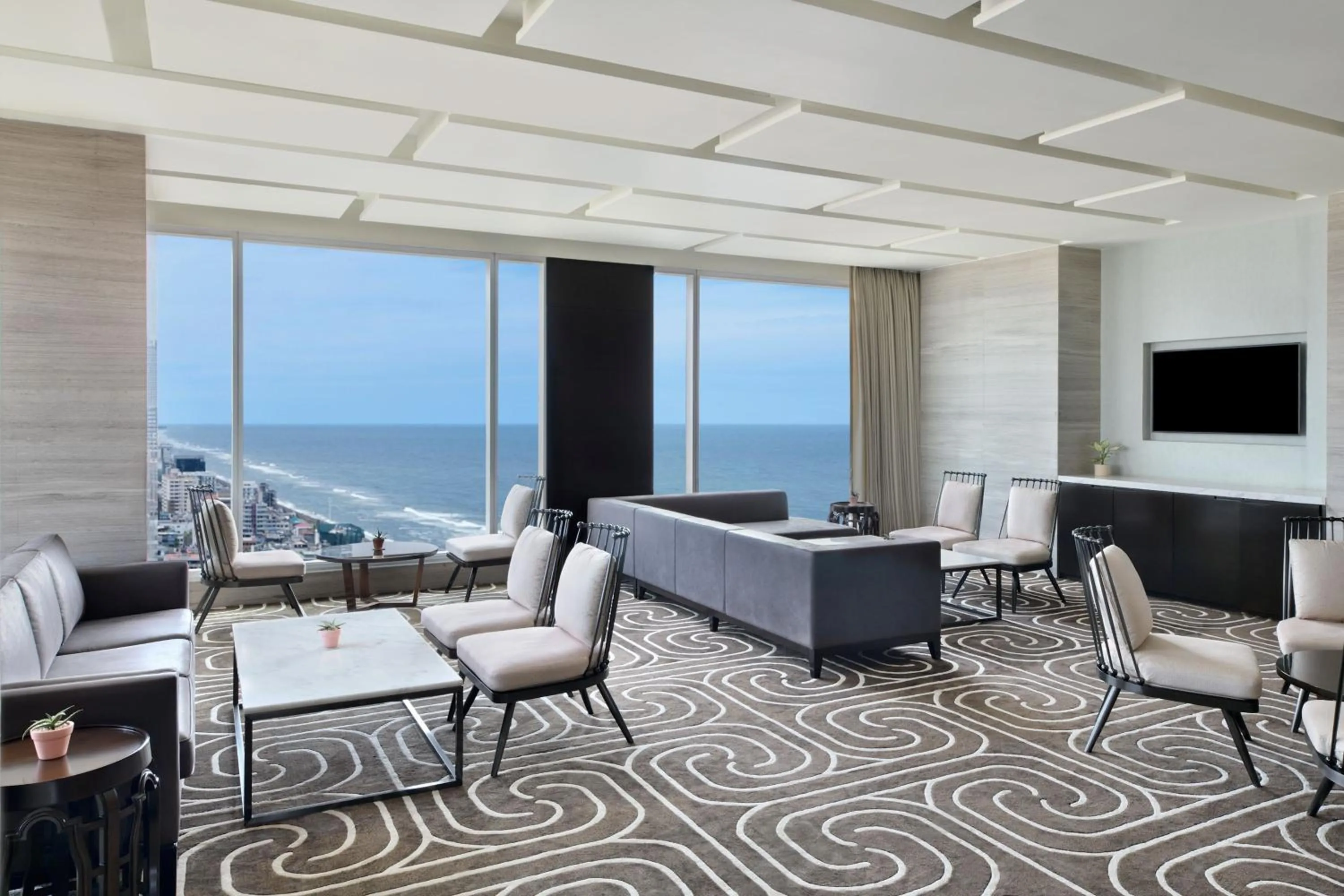 Lounge or bar in Sheraton Colombo Hotel