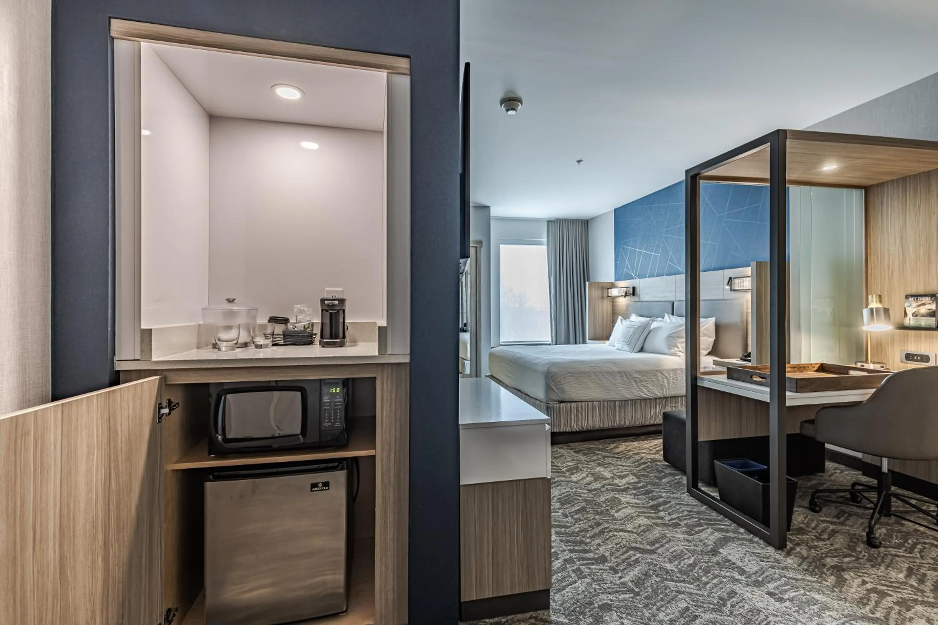 Bedroom, Bed in SpringHill Suites by Marriott Fort Wayne Southwest