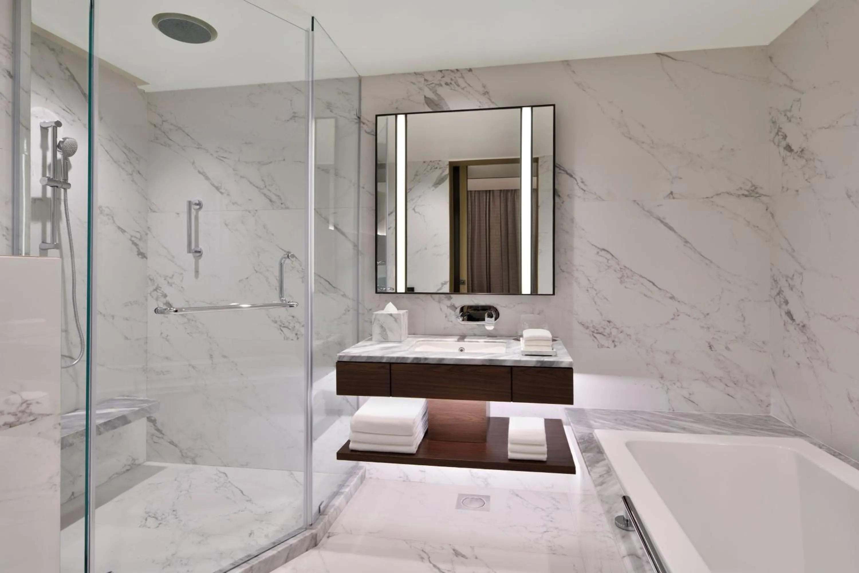 Photo of the whole room in Courtyard by Marriott Gorakhpur