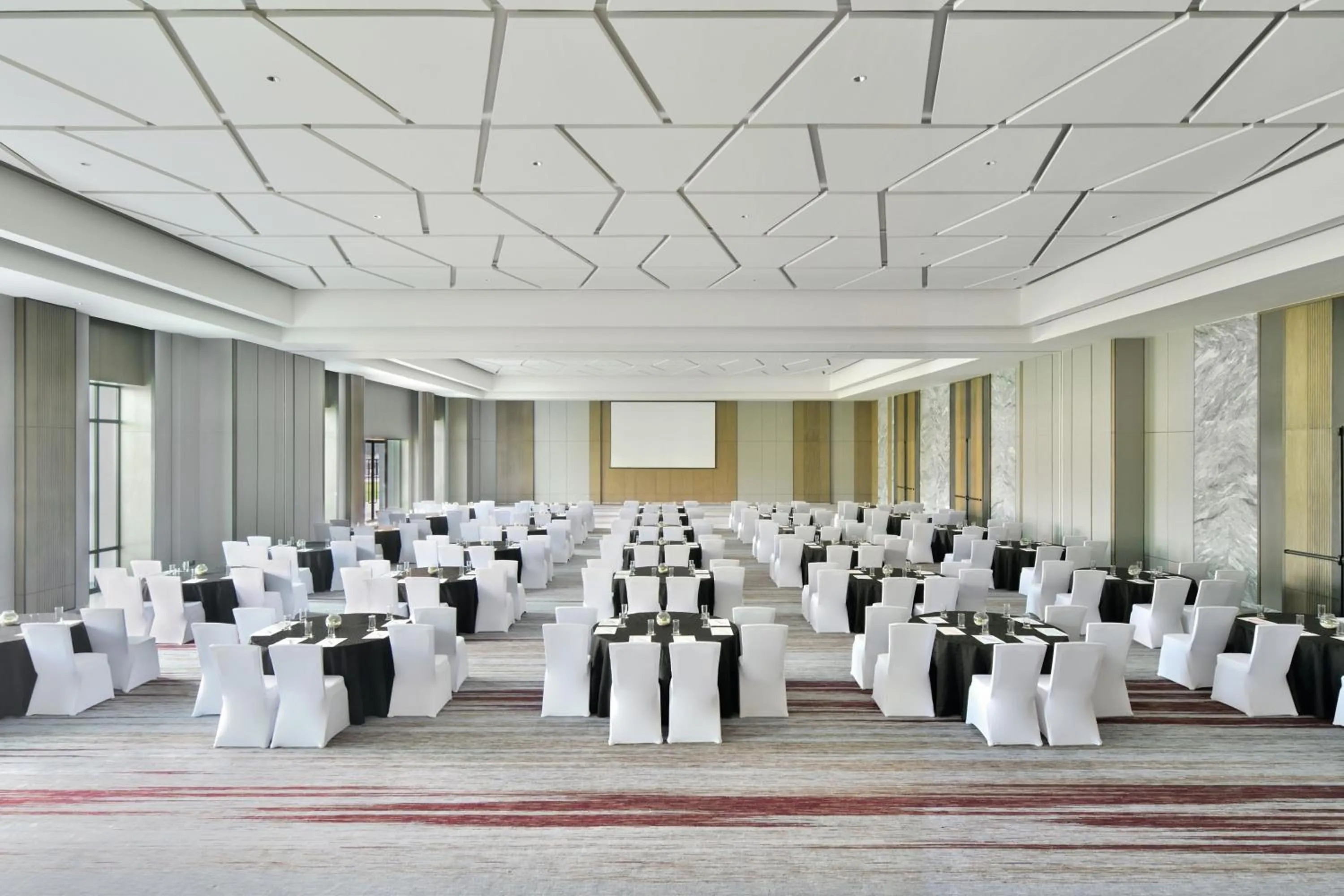 Meeting/conference room in Courtyard by Marriott Gorakhpur